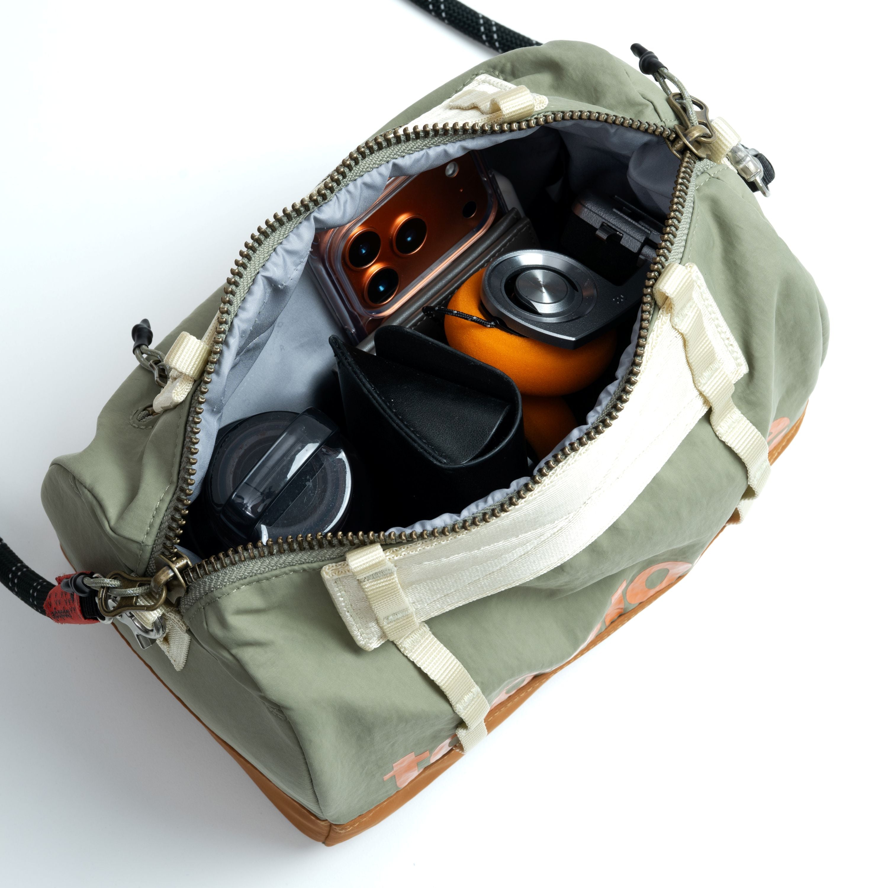 Boston Bag Medium（ボストン バッグ ミディアム） – Topologie