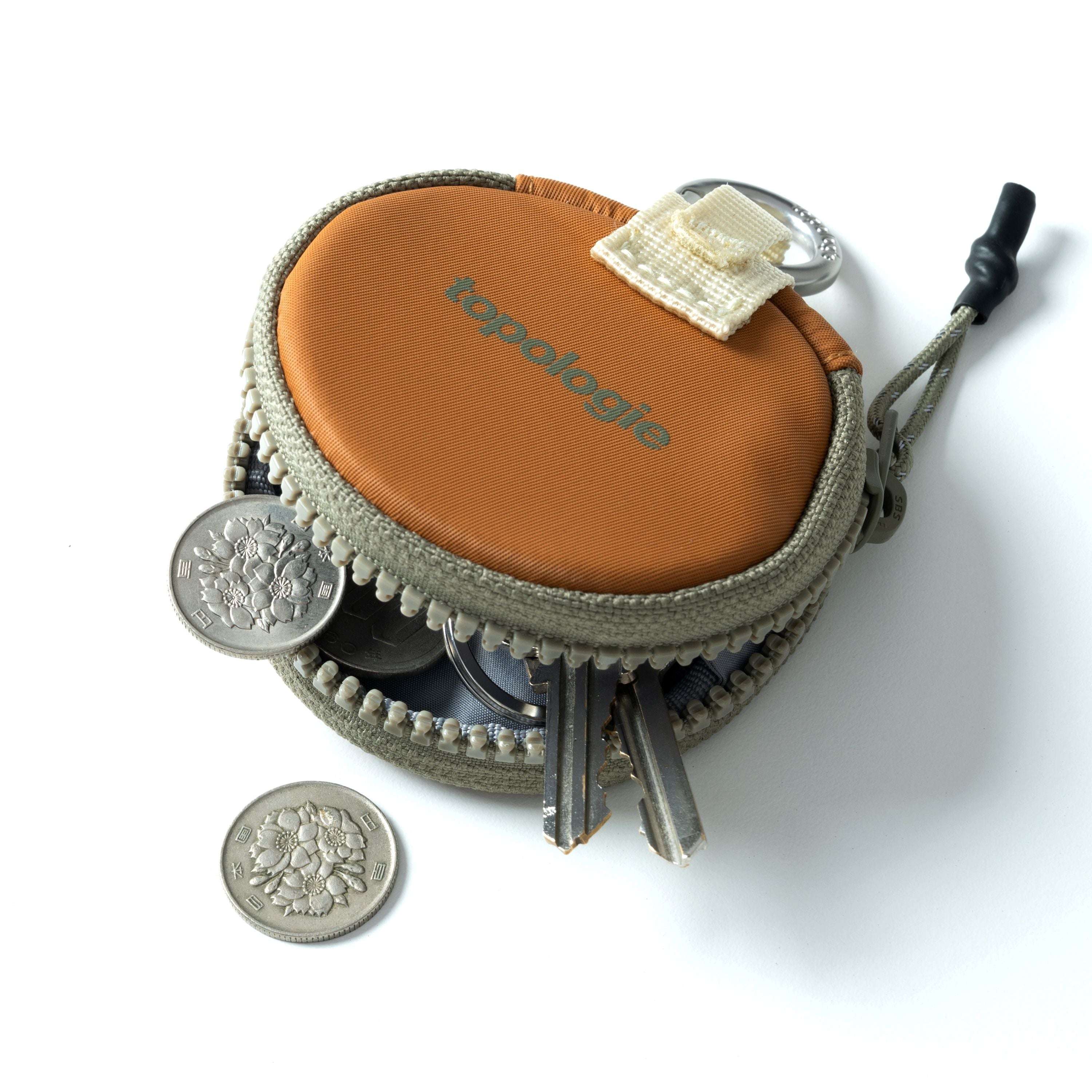 Mini Barrel Pouch（ミニ バレル ポーチ） – Topologie (トポロジー)