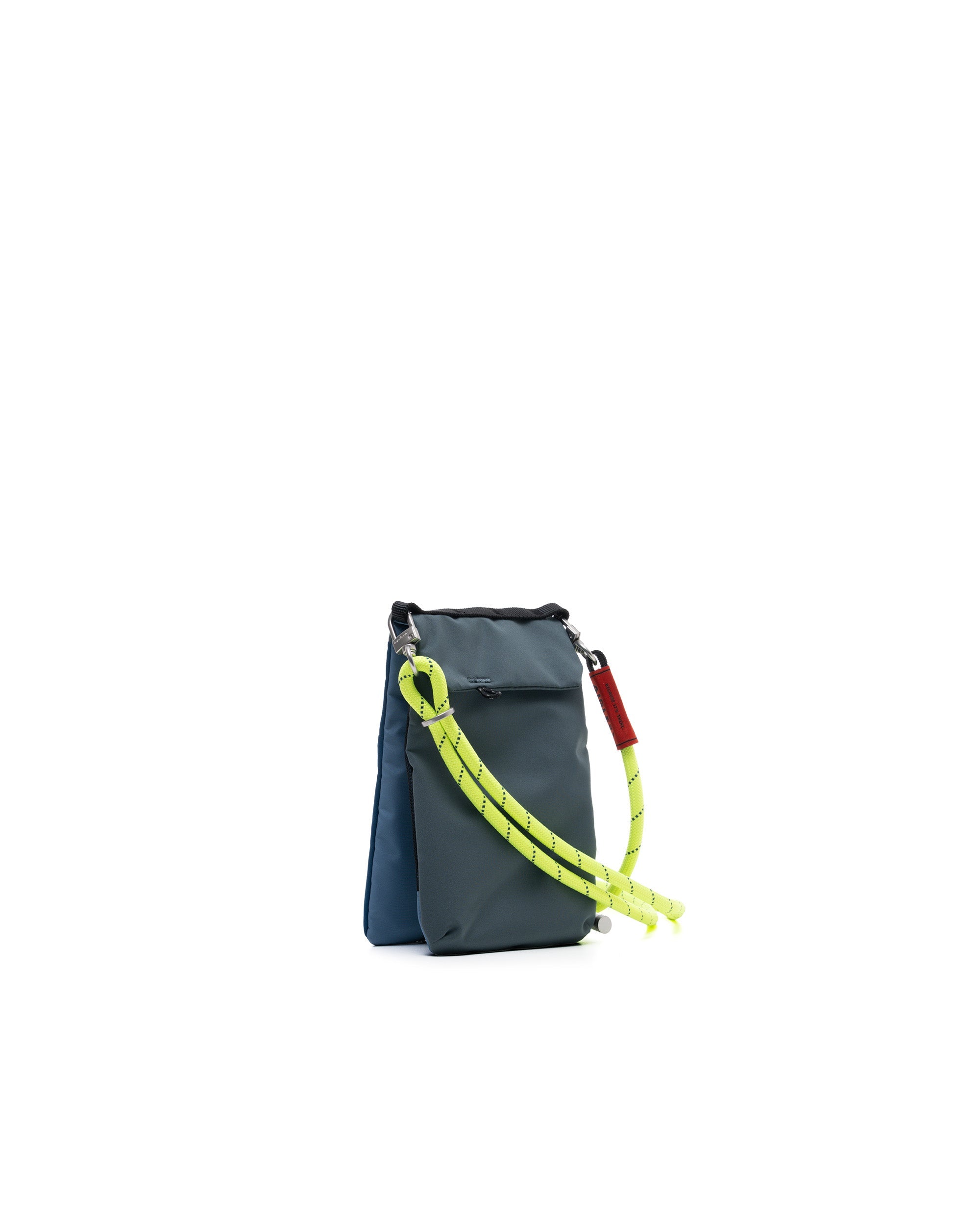 新品☆Topologie×Aigle トポロジー エーグル サコッシュ スマホ スタイリッシュでコンパクトなAIGLE × Topologie（トポロジー