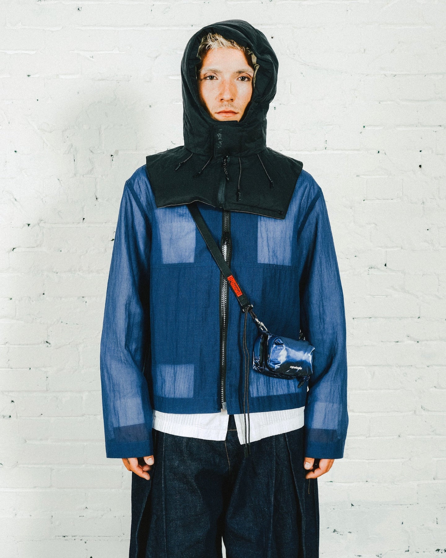 Insulated Hood / Marine Blue