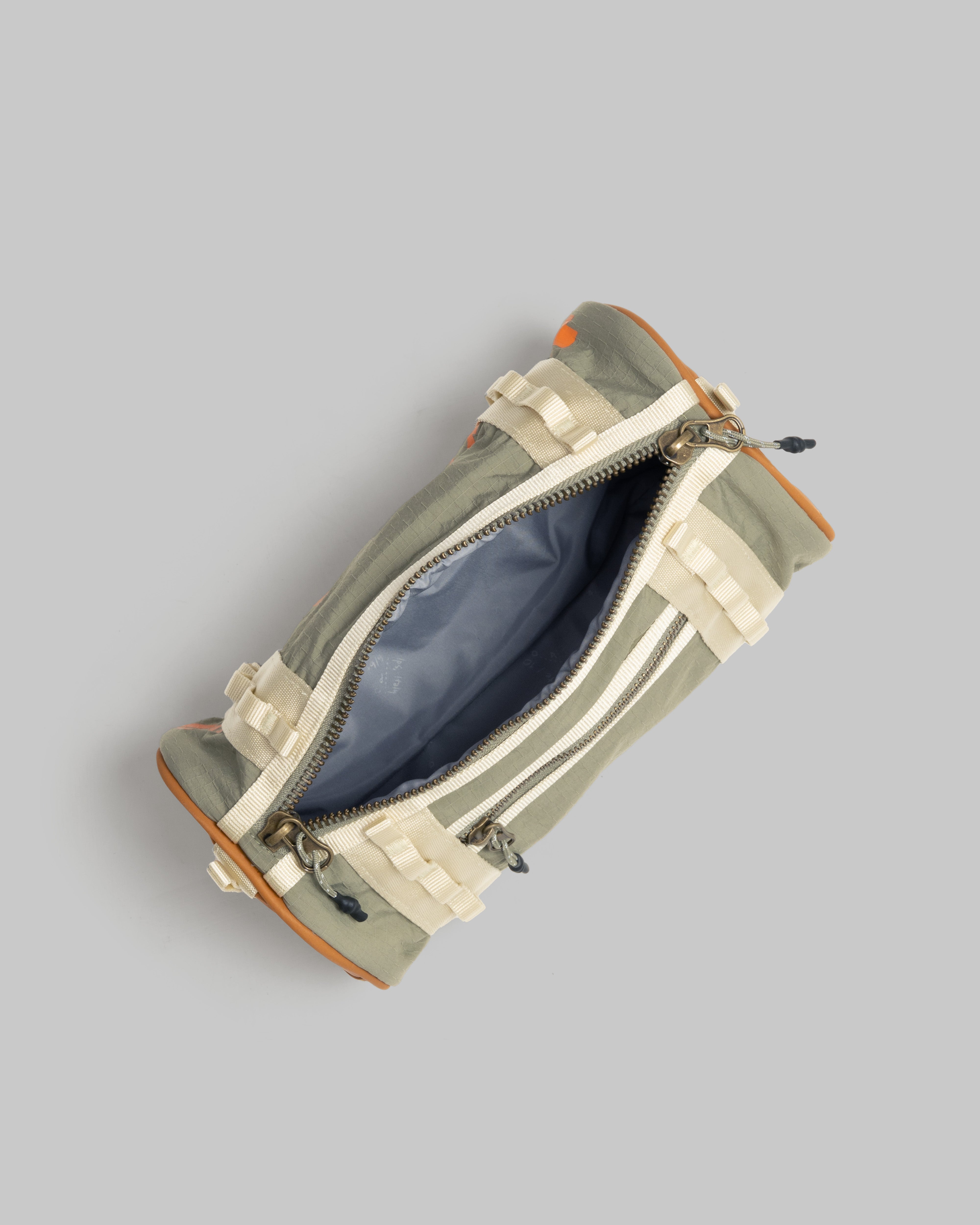 Barrel Bag Small（バレル バッグ スモール）