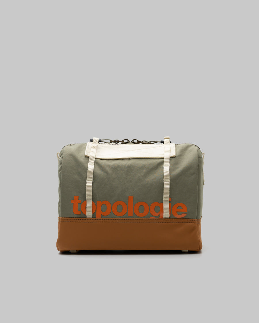 【新品】Boston Bag Mediumトポロジー Boston Bag Medium（ボストン バッグ ミディアム） – Topologie