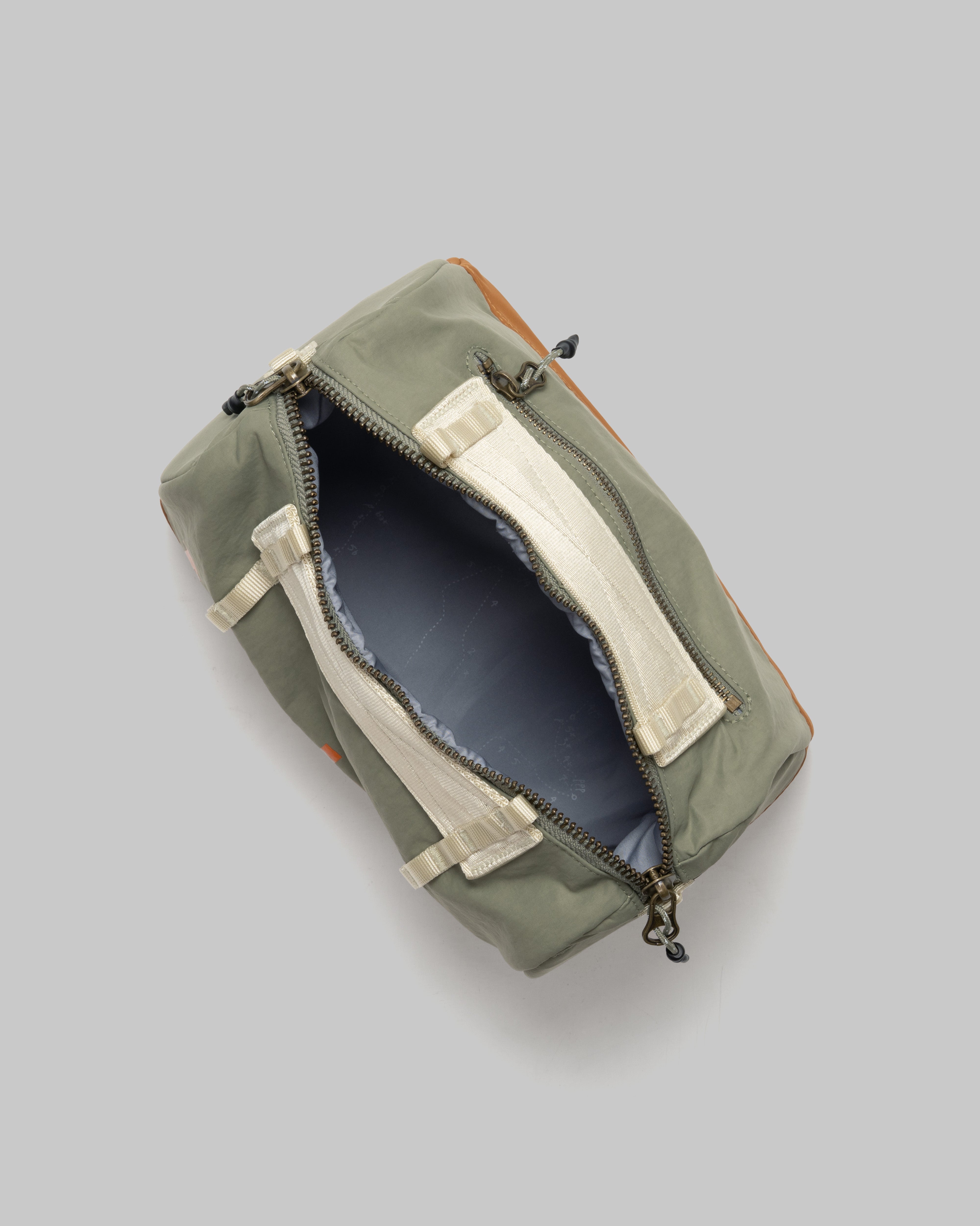Boston Bag Medium（ボストン バッグ ミディアム） – Topologie
