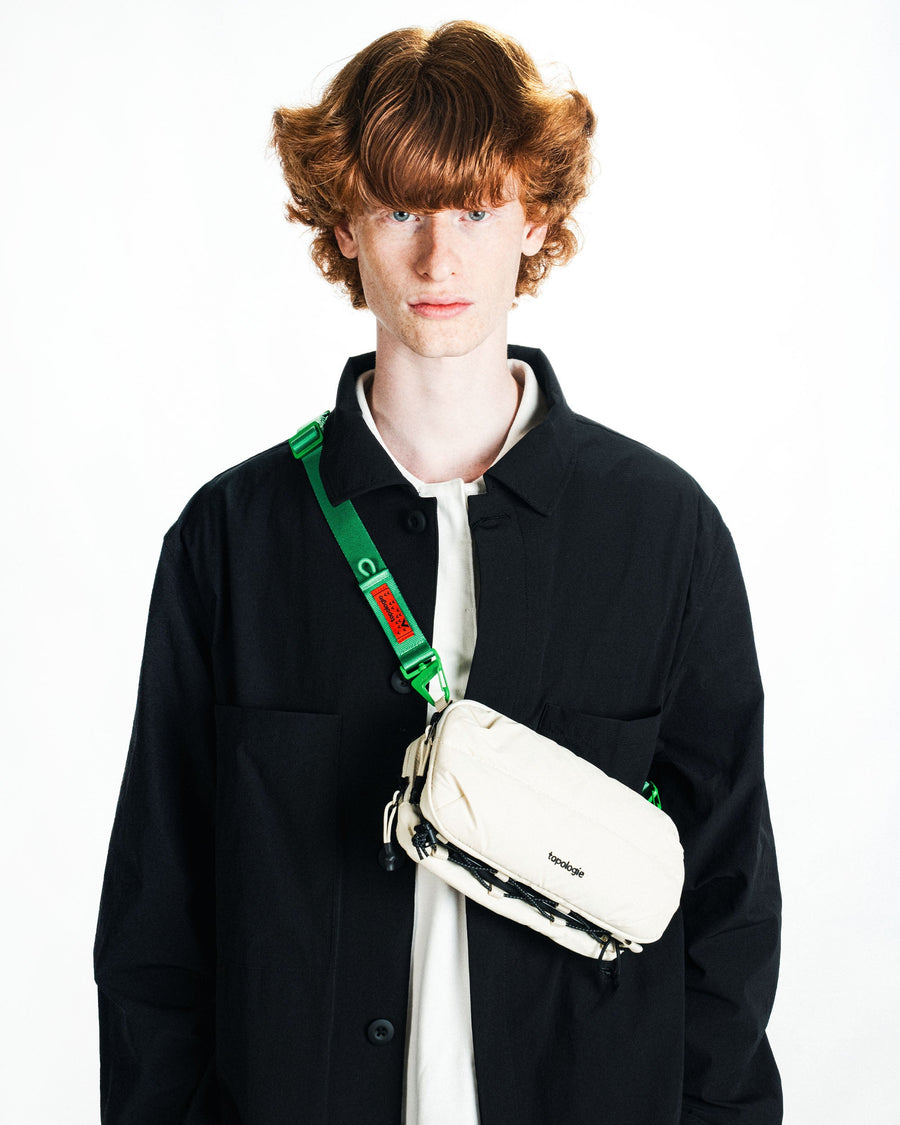 Bottle Sacoche ボトルサコッシュ / Chrome (Metallic) / Bungee Wrist Strap / Chrome (Synthetic Leather)