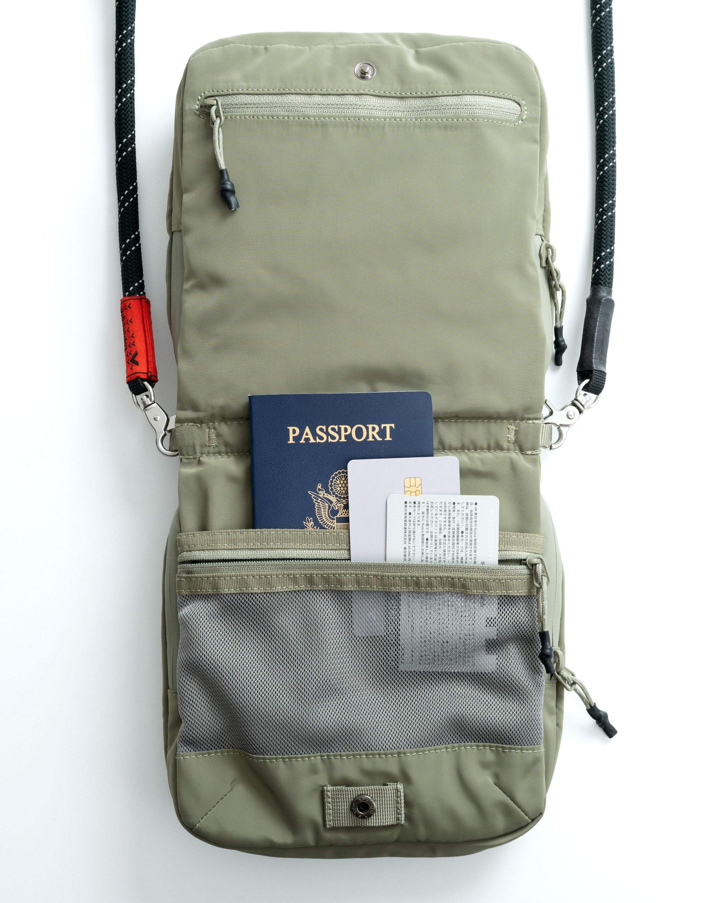 Cassette Sacoche Medium（カセット サコッシュ ミディアム）