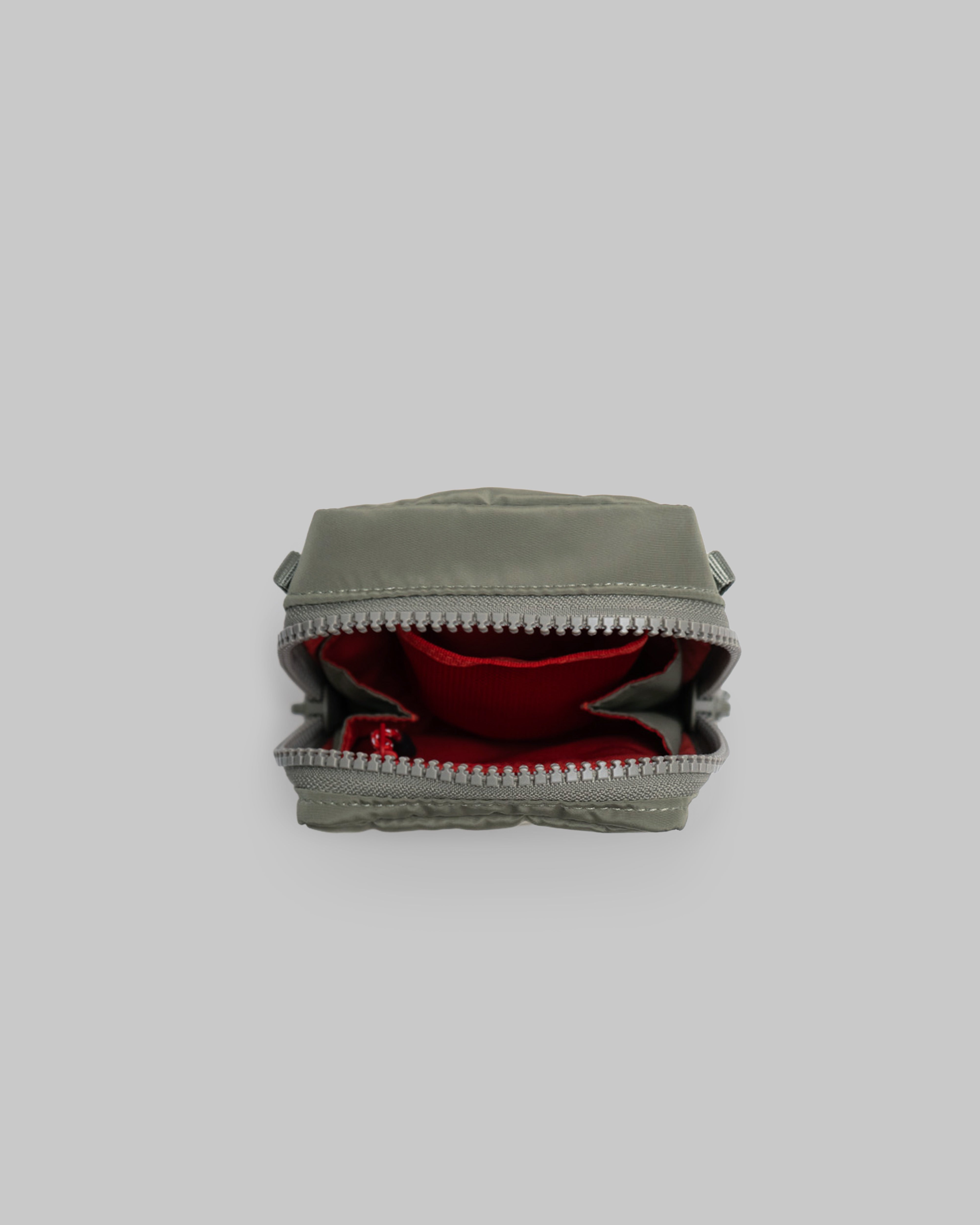 Utility Phone Sacoche（ユーティリティ フォン サコッシュ）