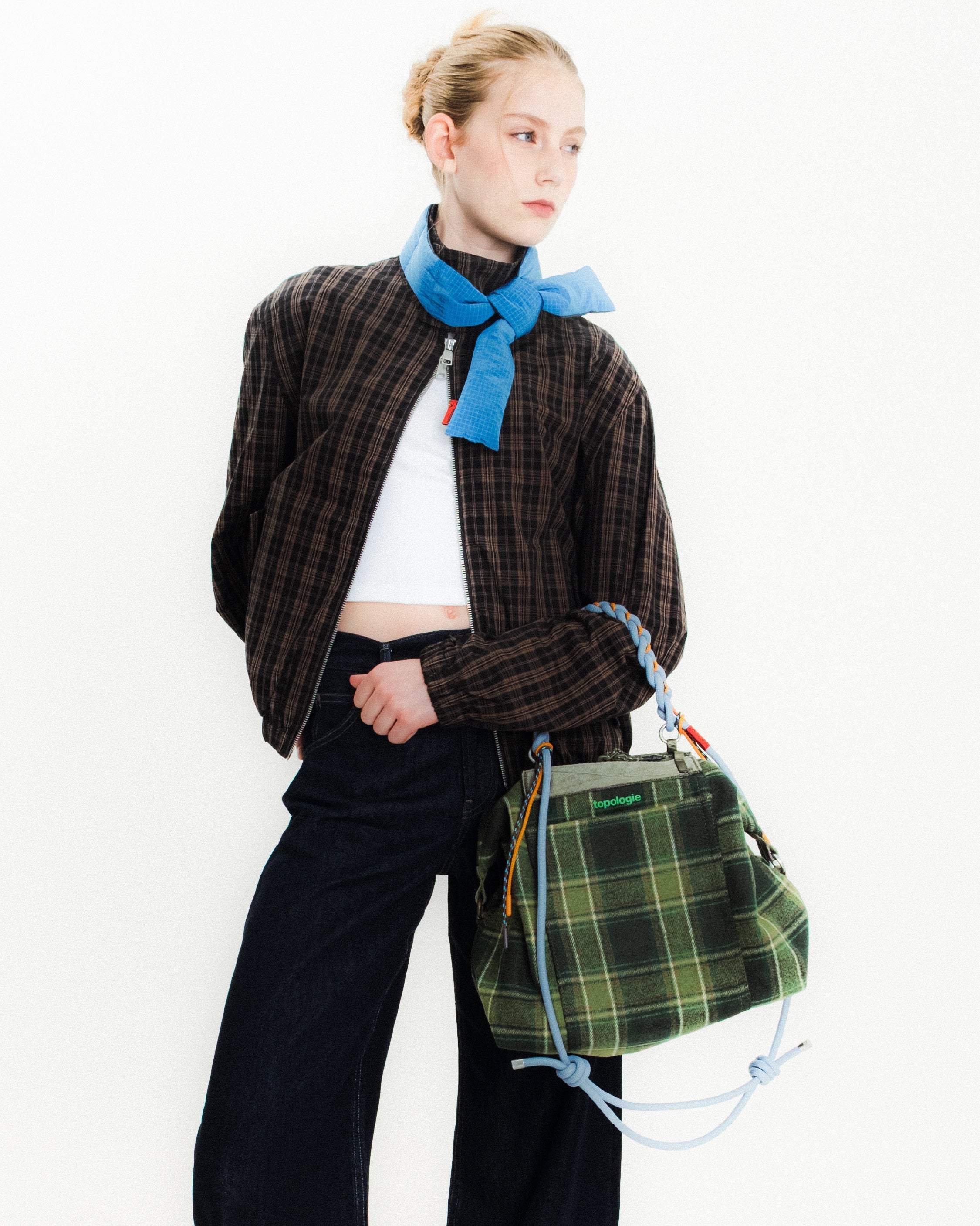 Explorer Tote Medium（エクスプロア トート ミディアム）