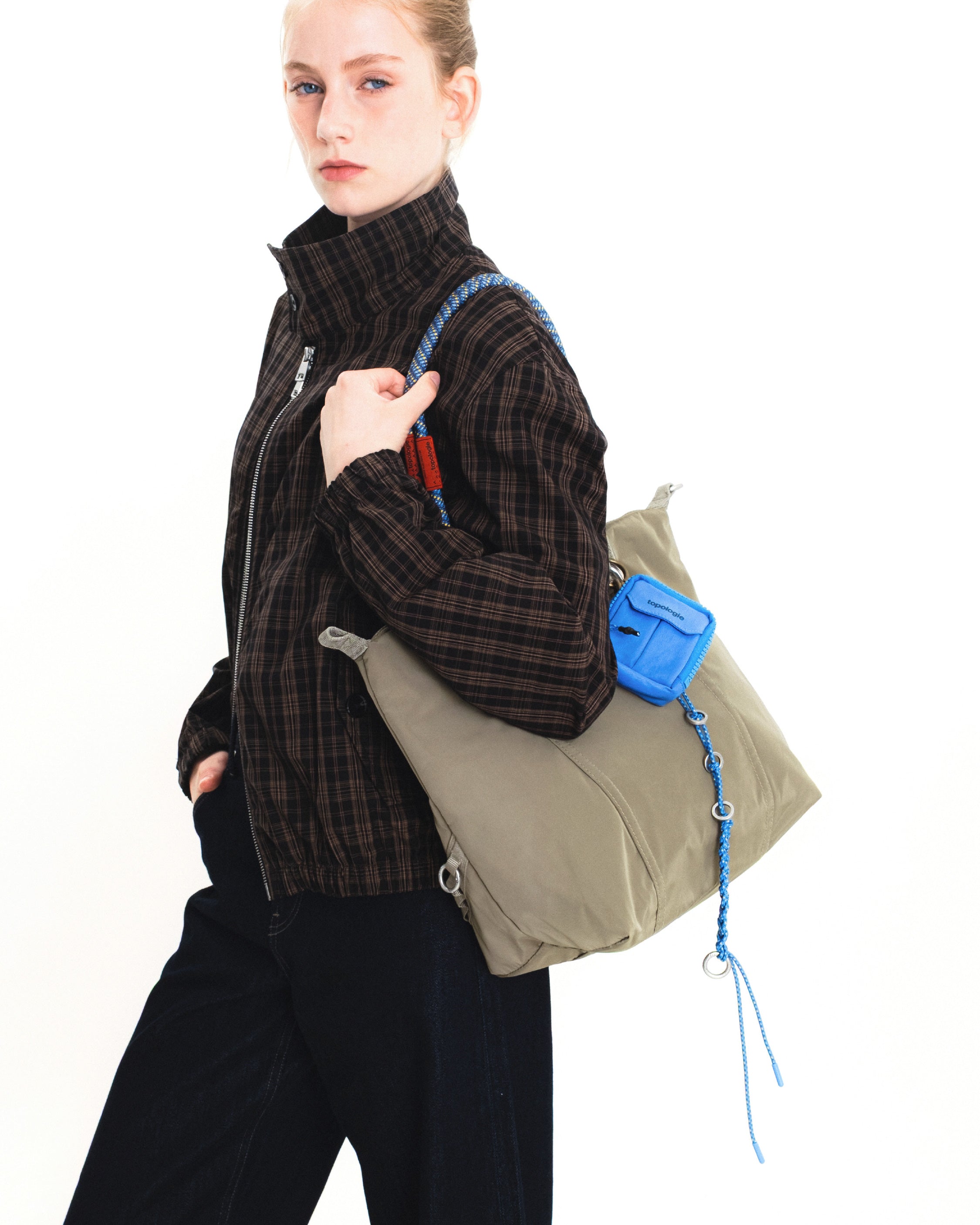 Mini Utility Sacoche（ミニ ユーティリティ サコッシュ）
