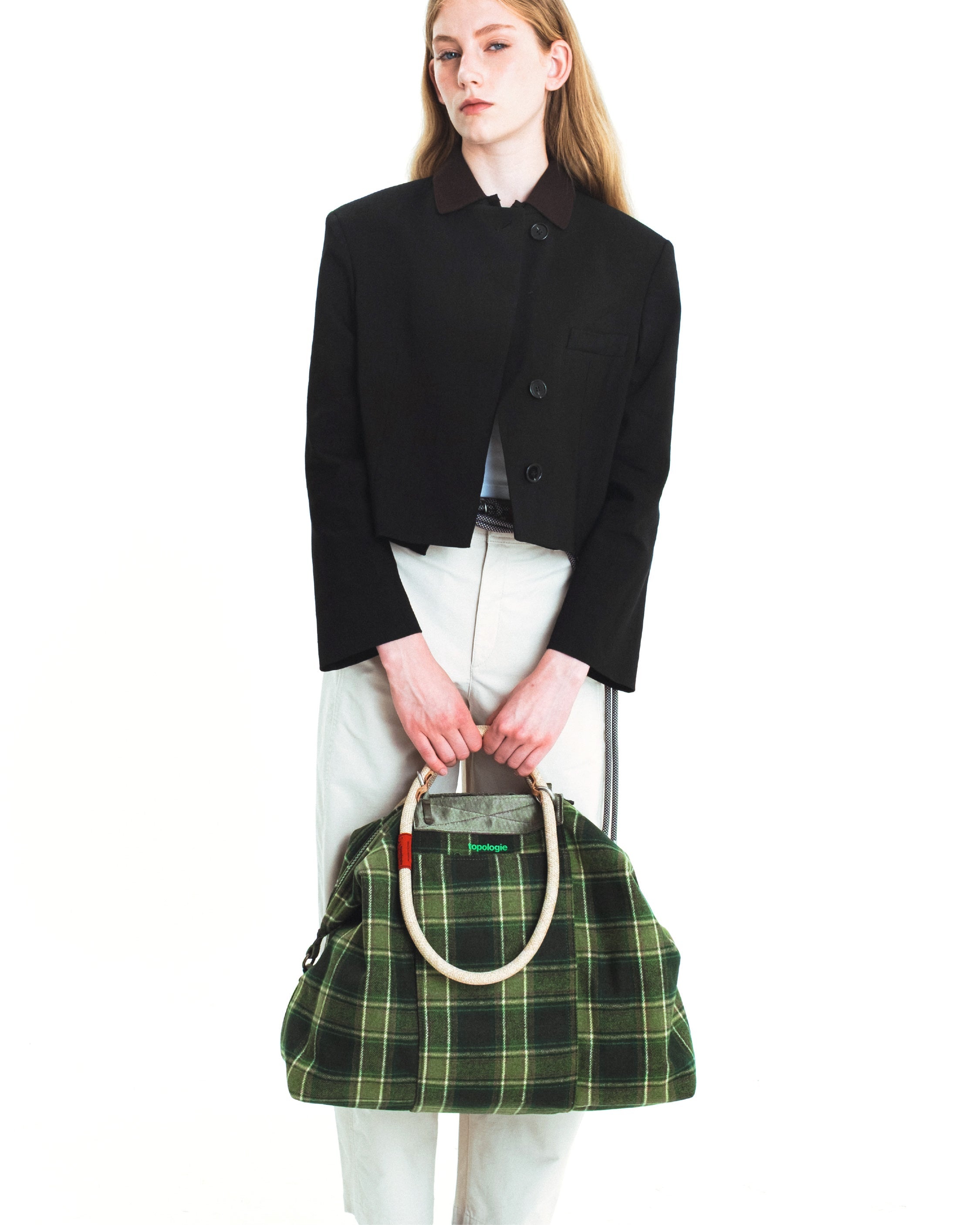 Explorer Tote Medium（エクスプロア トート ミディアム）