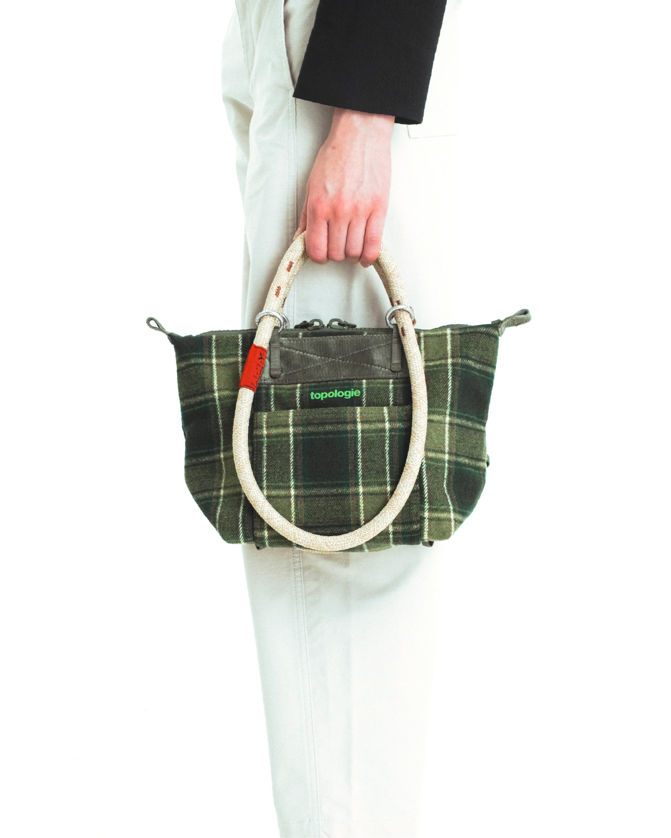 Explorer Tote Small（エクスプロア トート スモール）