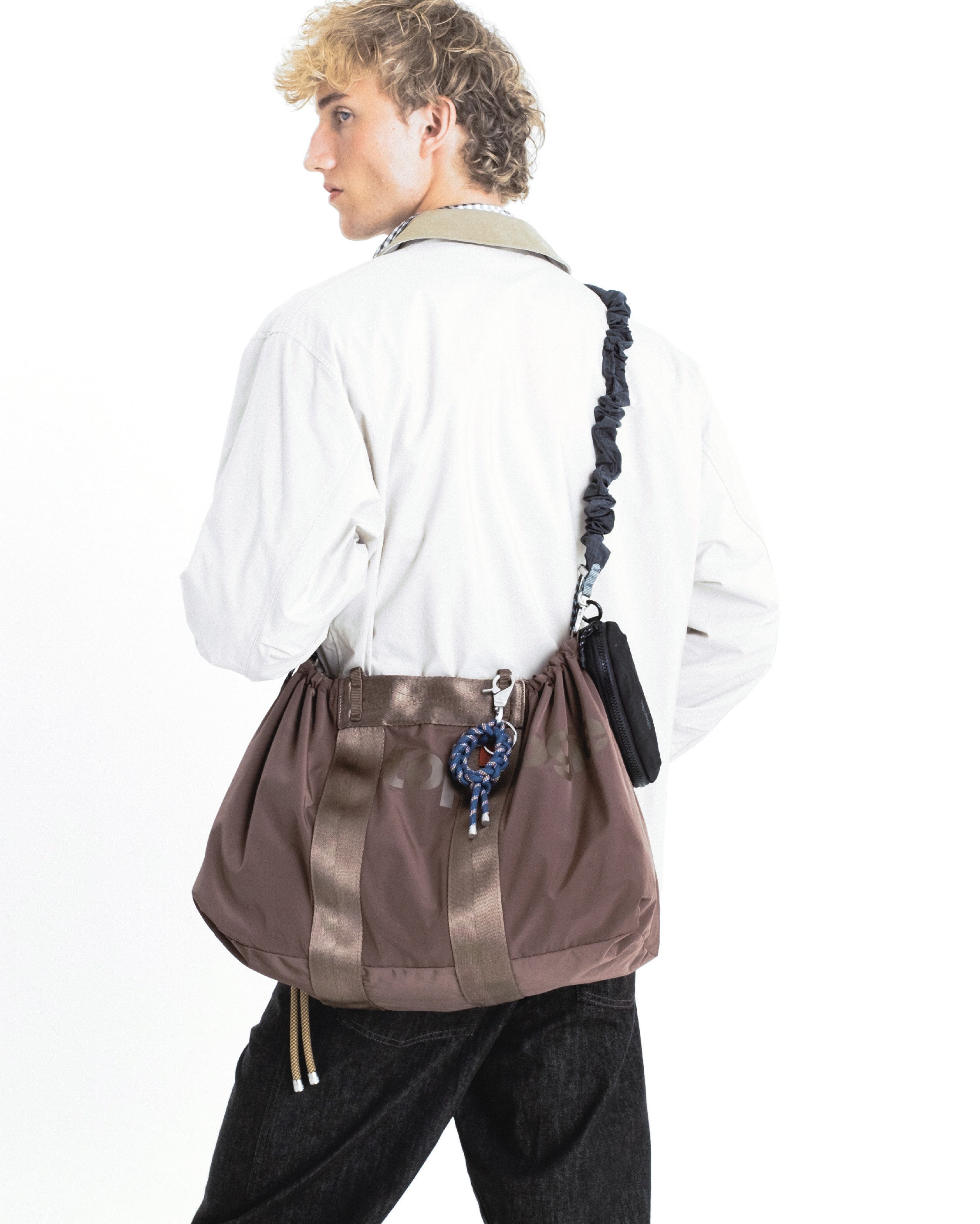 Summit Tote Wide Medium（サミット トート ワイド ミディアム）