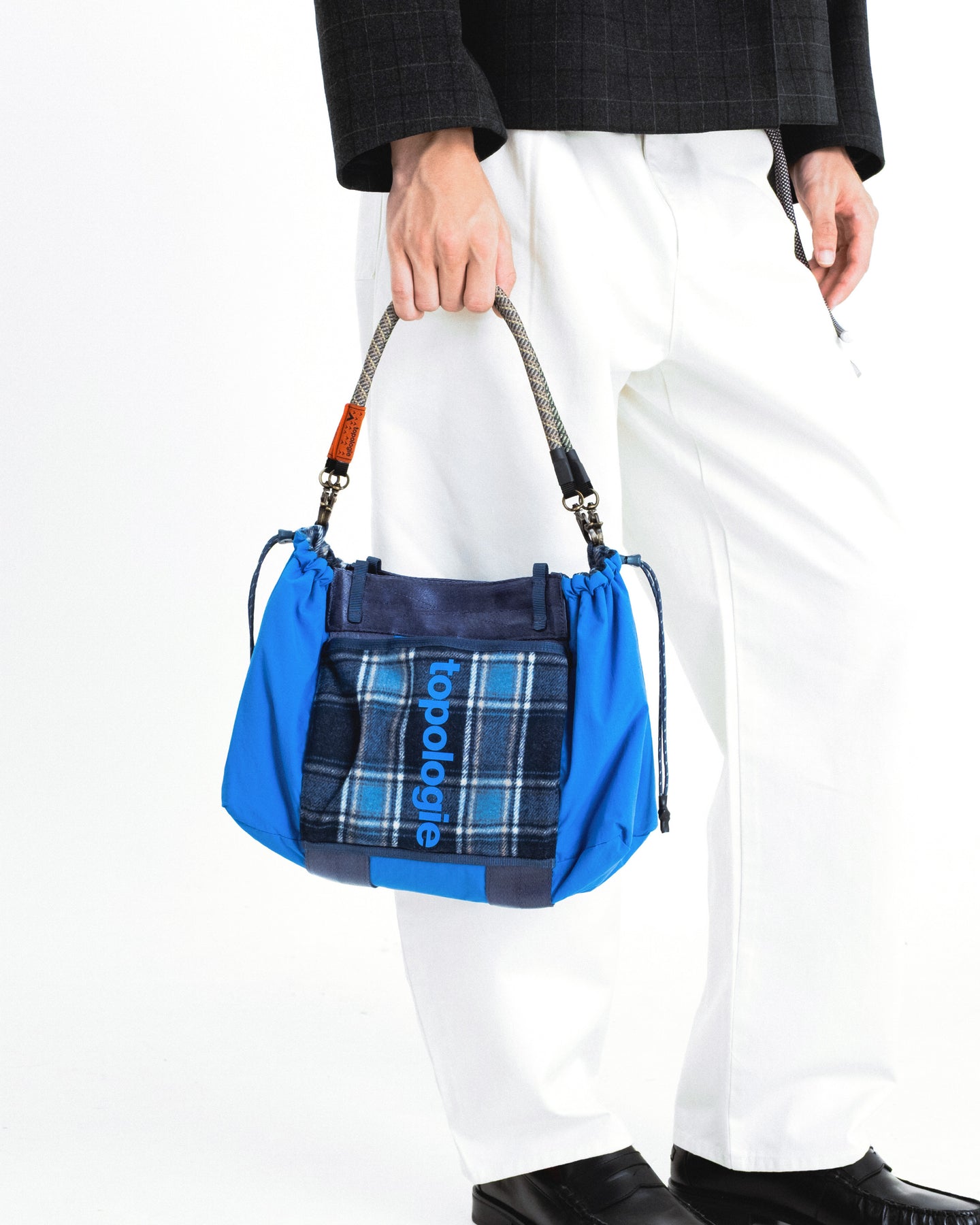 SS25 Collection – Topologie (トポロジー)