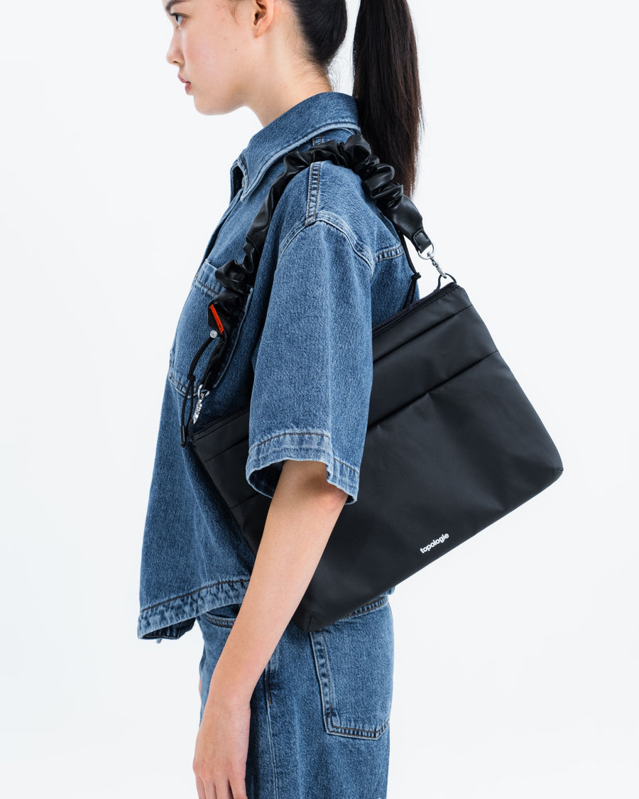 Flat Sacoche Large フラット サコッシュ ラージ / Black / Utility Sling Wide / Black