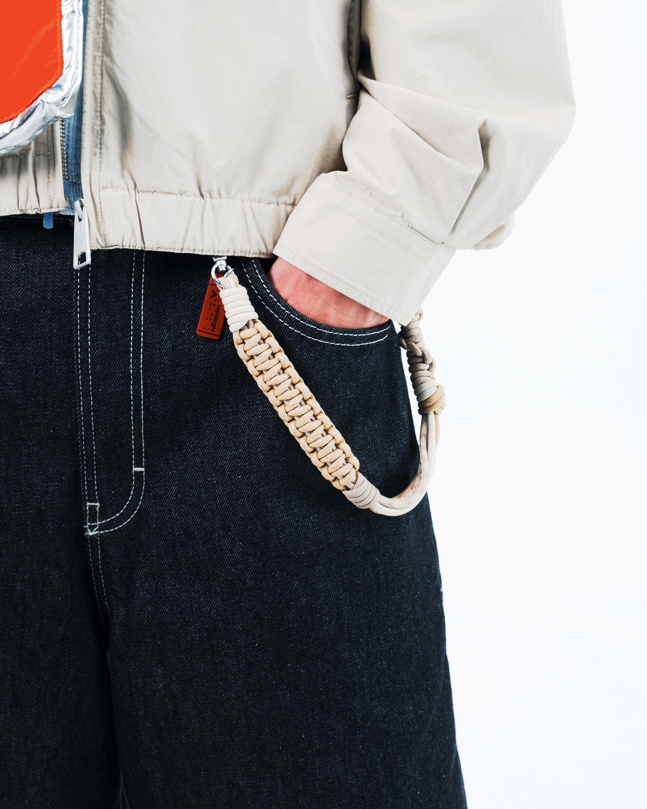 Macrame Wrist Strap – Topologie (トポロジー)