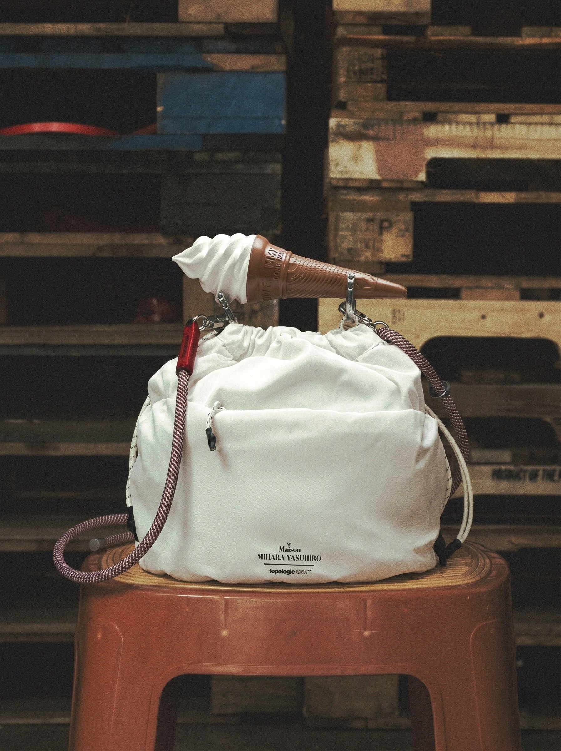 Topologie x Maison MIHARA YASUHIRO Soft Serve Reversible Bucket