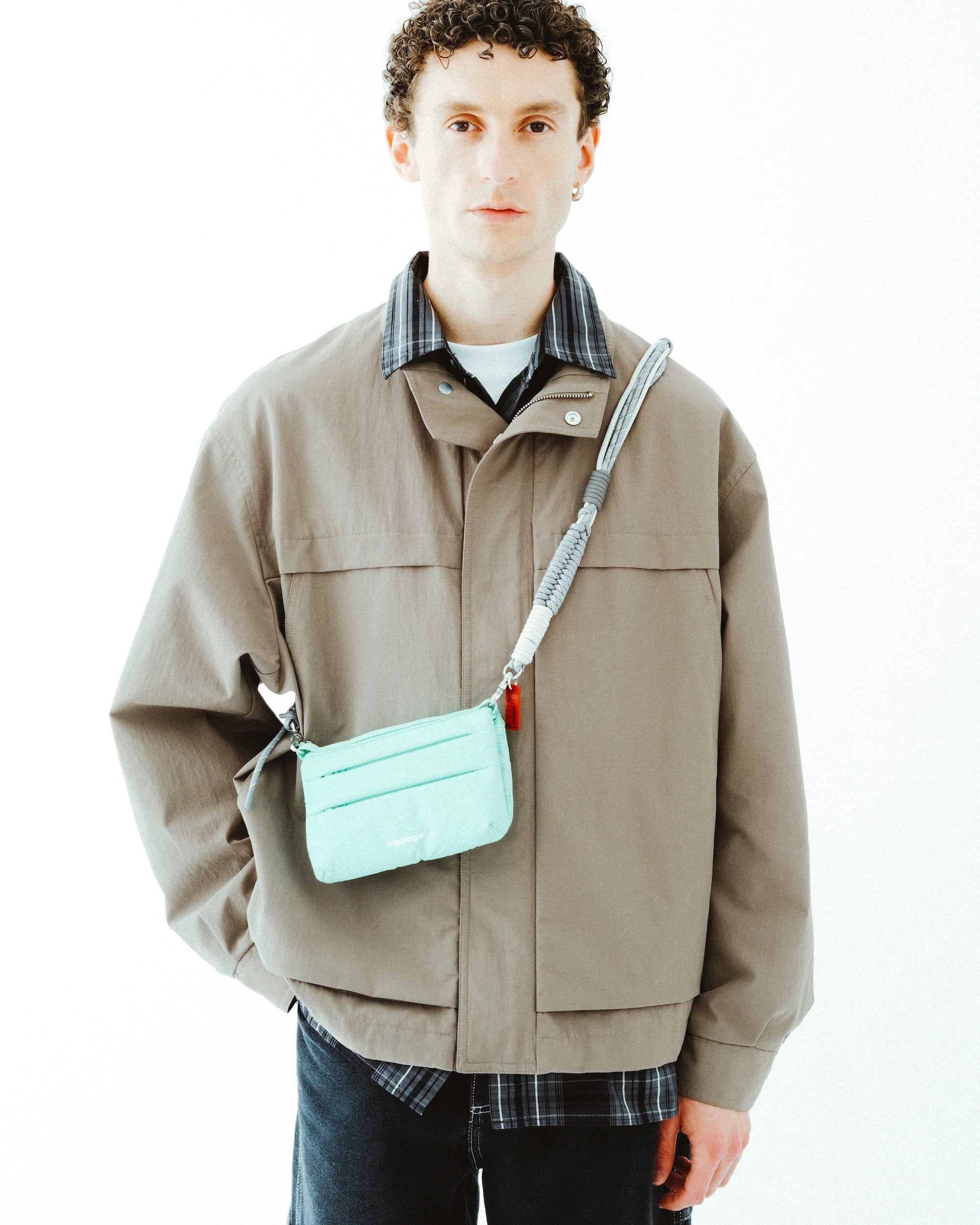 Phone Sacoche 90（フォンサコッシュ90）