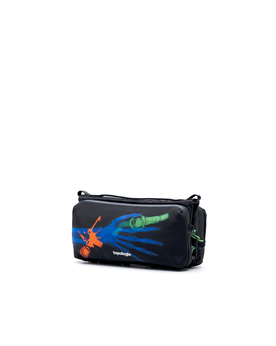 Topologie x Pleasures Bags Bottle Sacoche Medium – Topologie