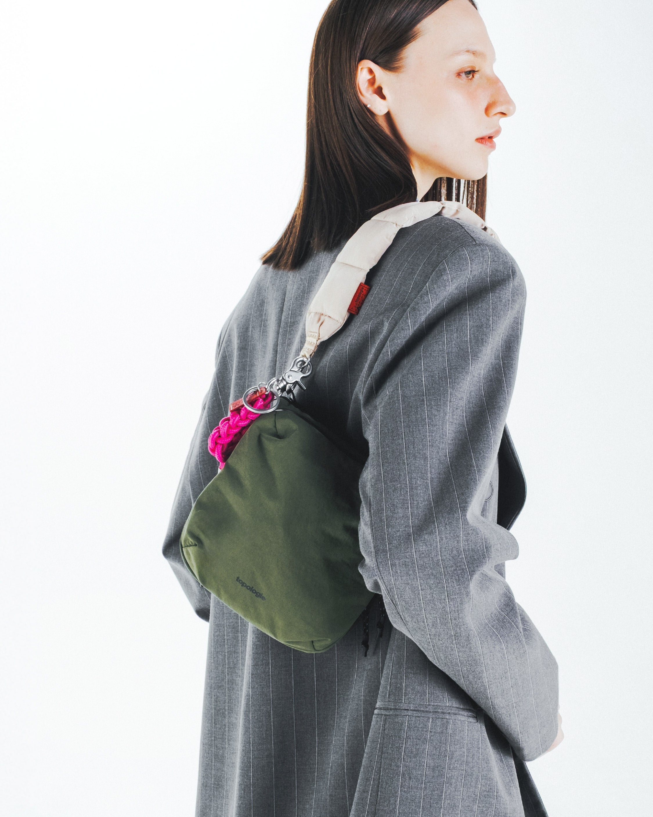 Puffer Wrist Strap – Topologie (トポロジー)