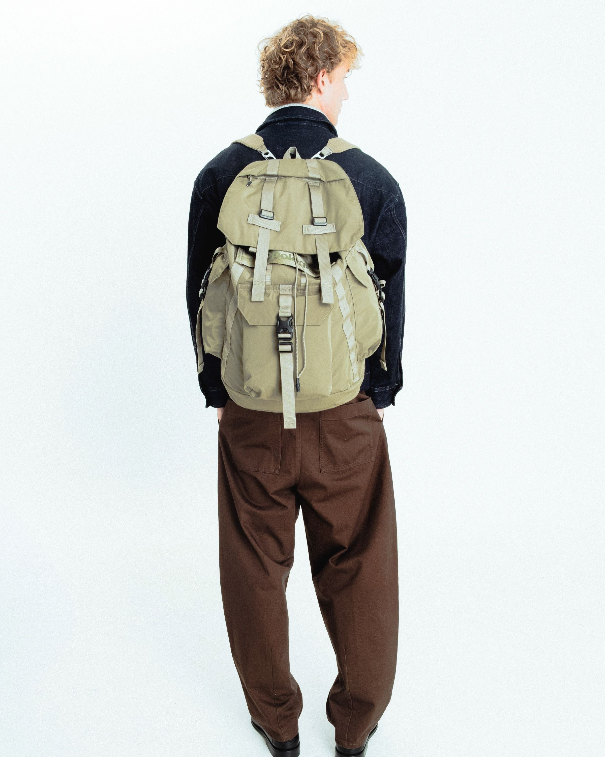 Parachute Backpack Large（パラシュート バックパック ラージ