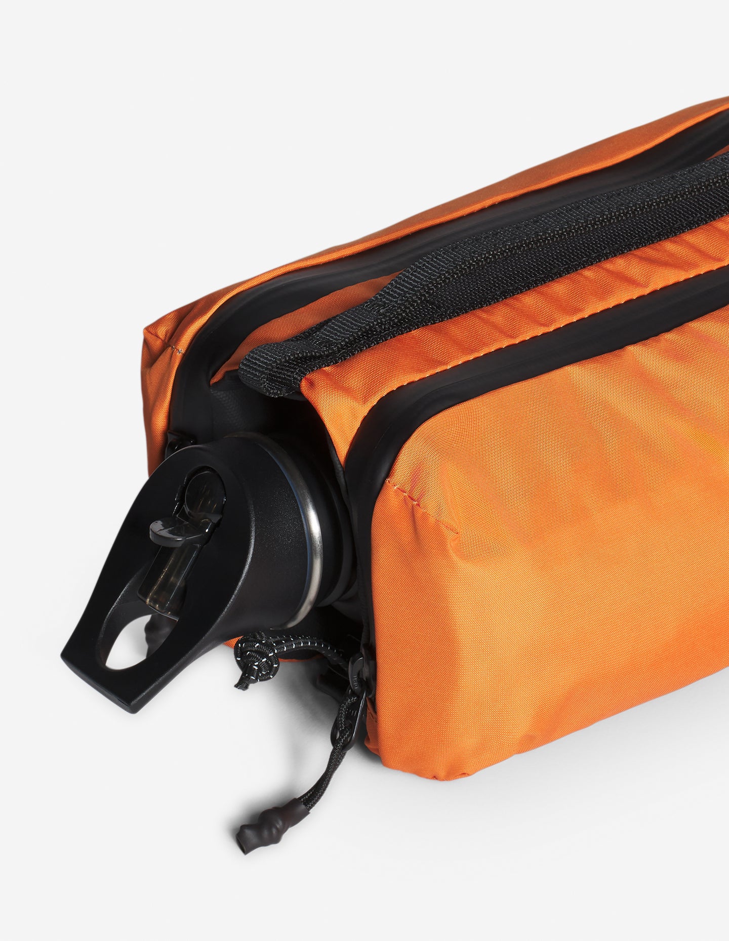 Maison Kitsuné x Topologie Bottle Sacoche Medium