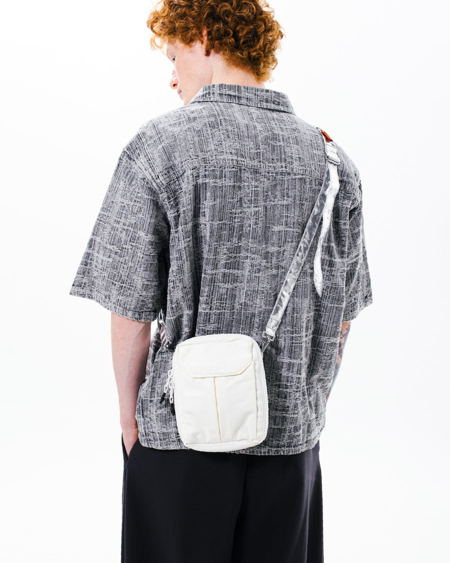 Utility Sacoche (ユーティリティ サコッシュ) / Moss / Puffer Strap / Moss