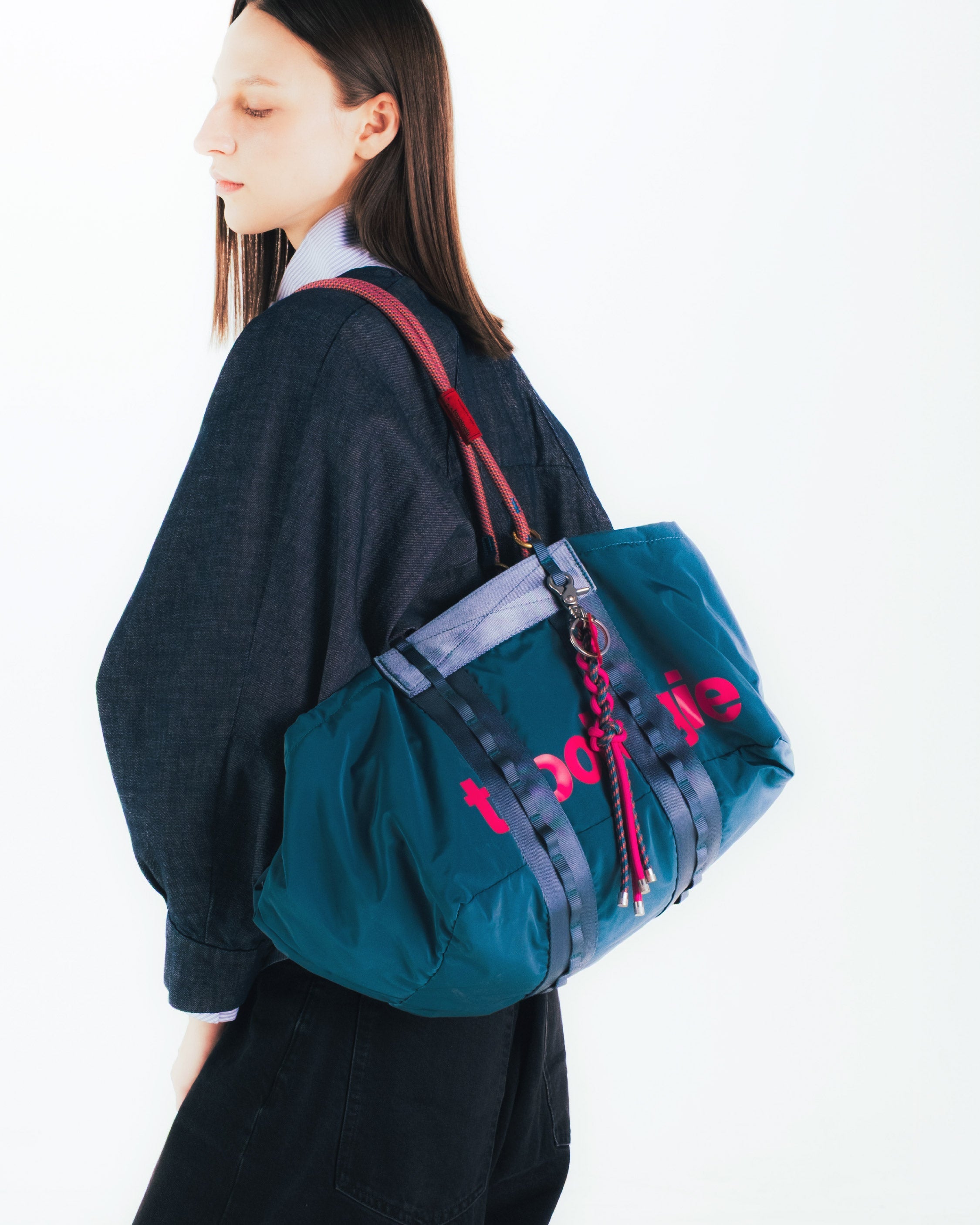 Summit Duffle Medium（サミット ダッフル ミディアム）