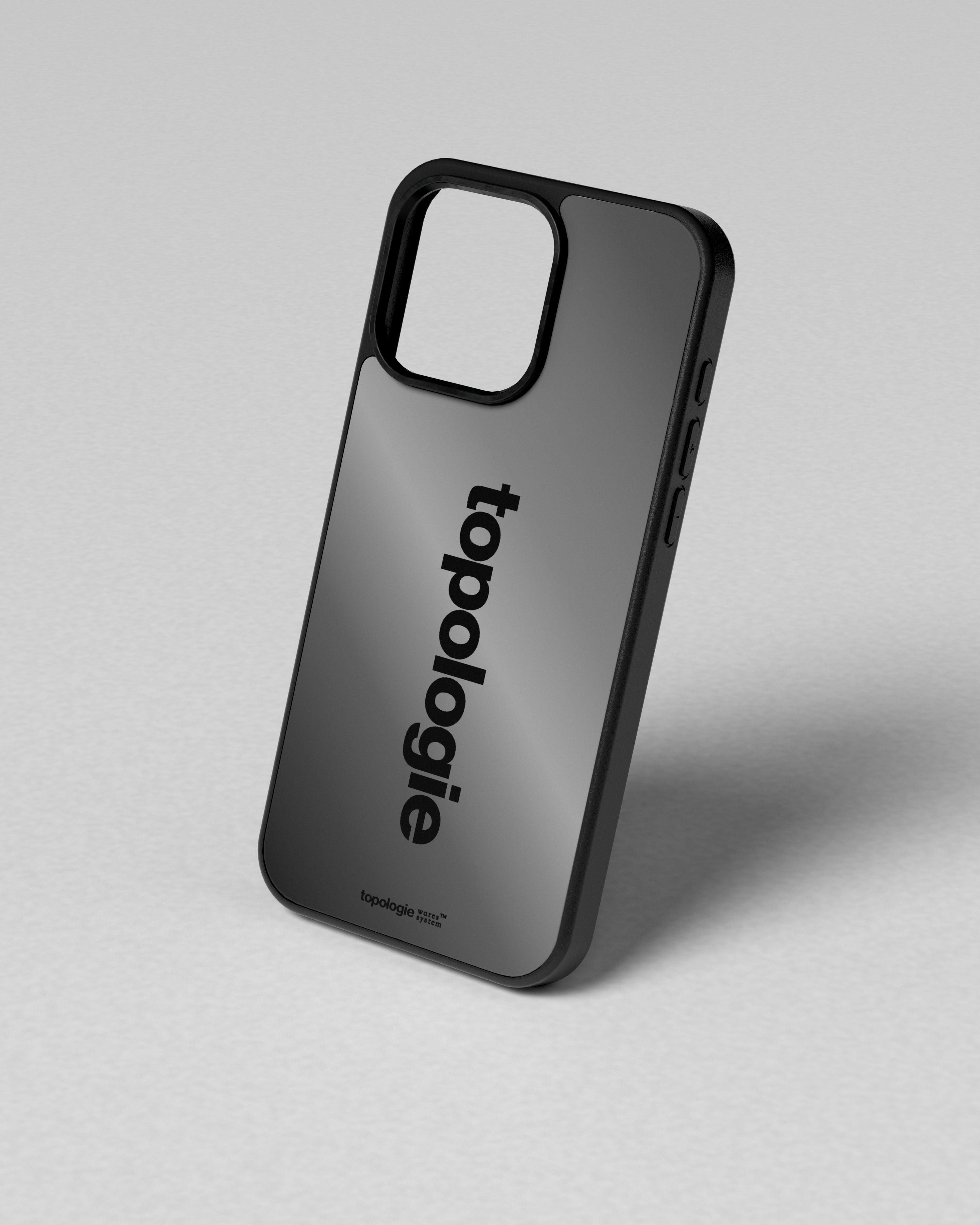 Siurana Phone Case / Black Mirror / iPhone 15 Pro Max