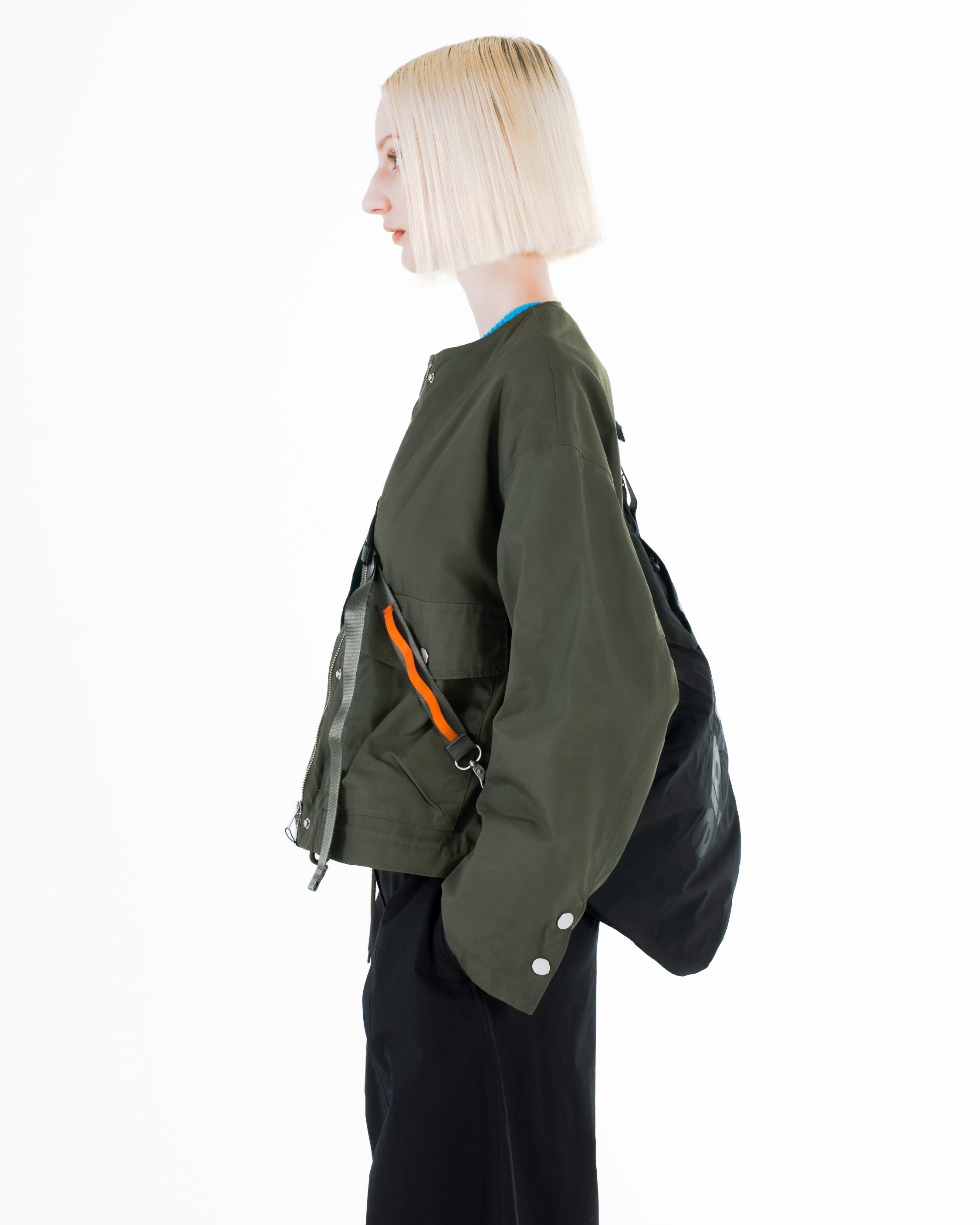 トポロジー (スリング メッセンジャー ラージ) ショルダーストラップ付き トポロジー (スリング メッセンジャー ラージ) ショルダー