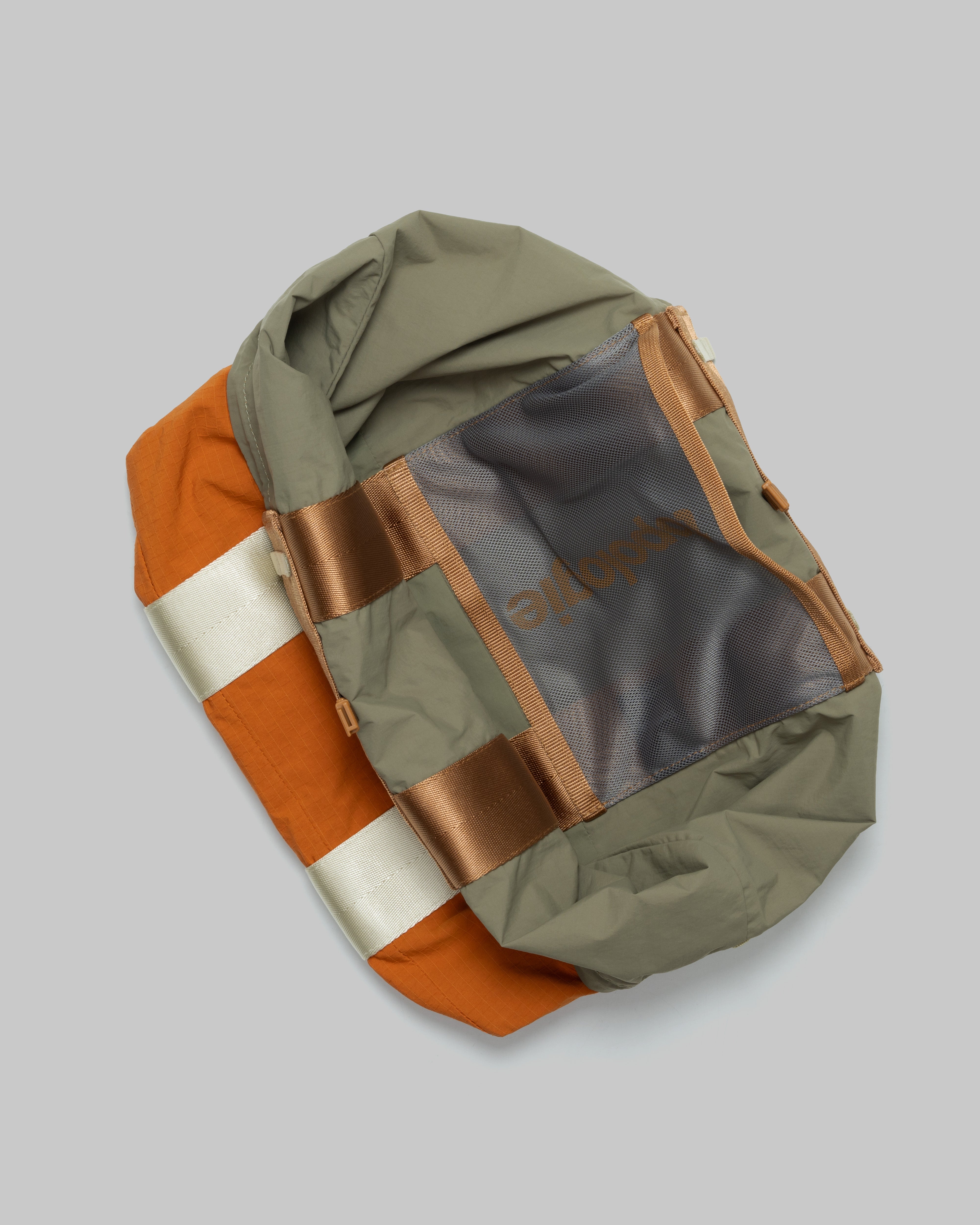 Summit Tote Wide Small（サミット トート ワイド スモール）