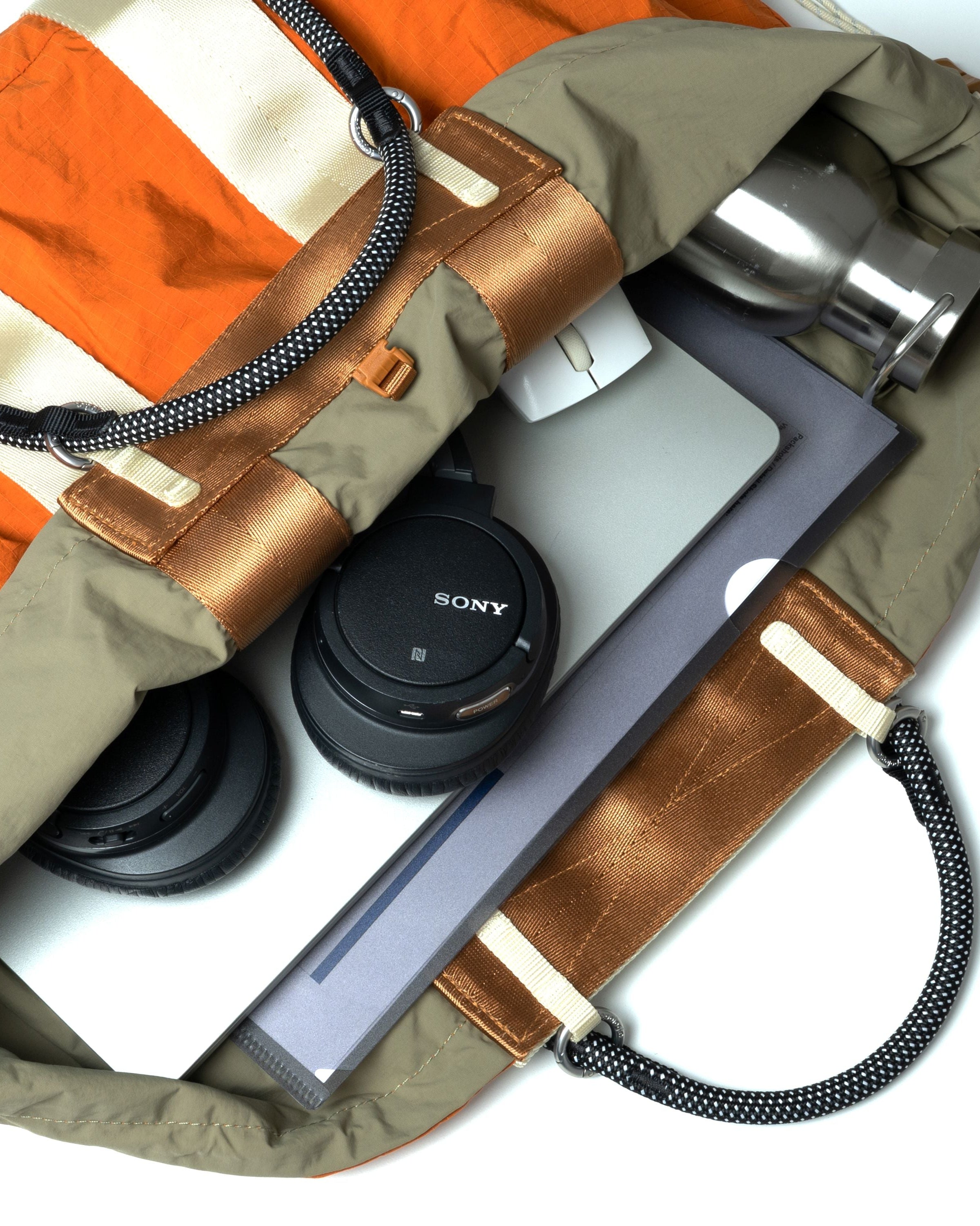 Summit Tote Wide Medium（サミット トート ワイド ミディアム）