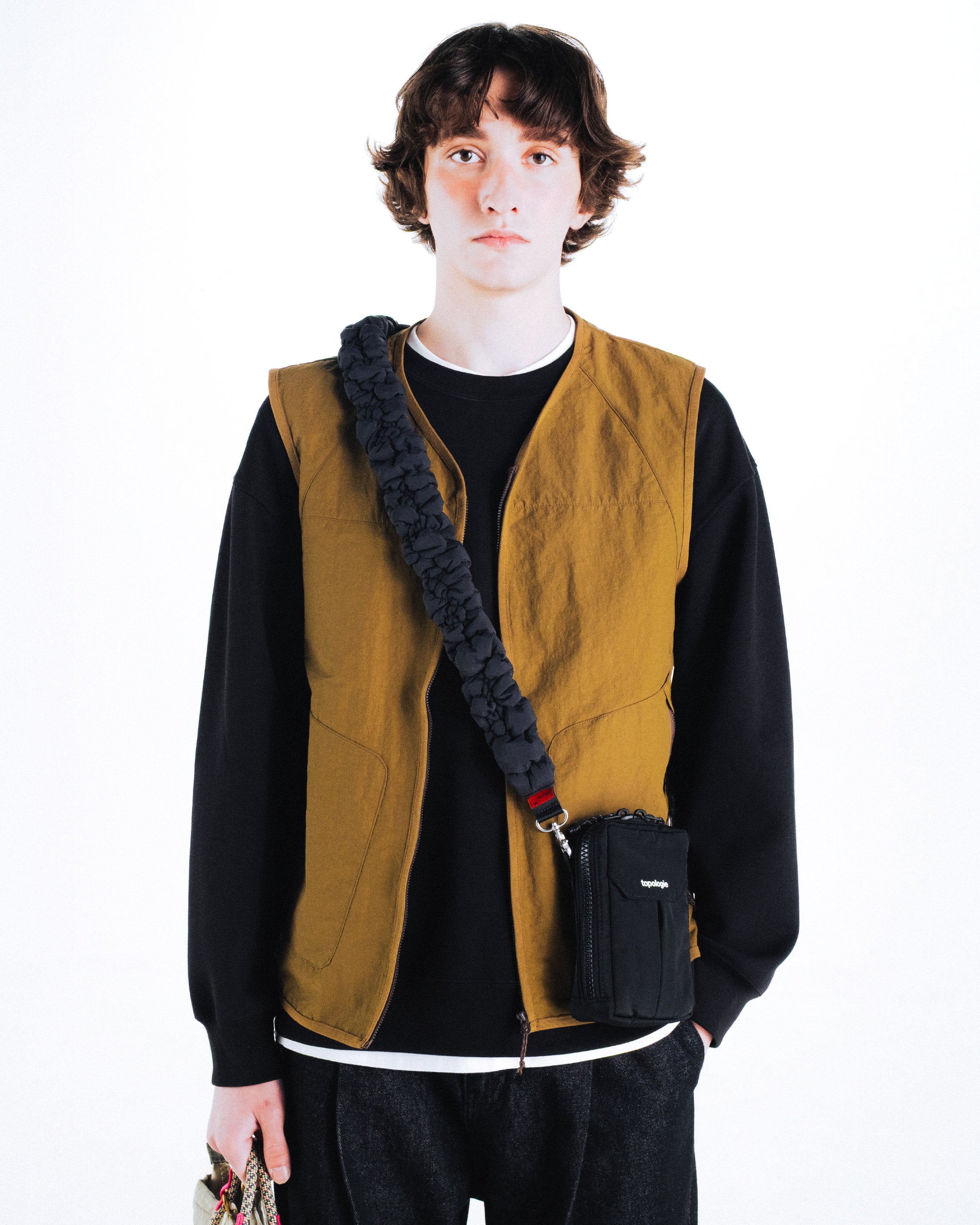 Utility Phone Sacoche（ユーティリティ フォン サコッシュ）