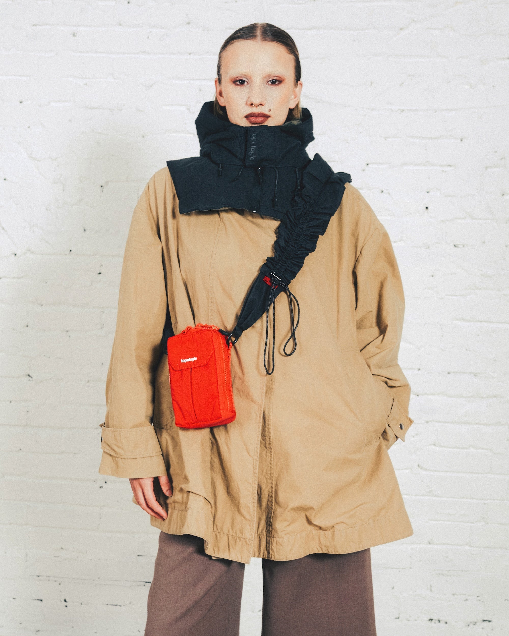 バッグ Topologie utility phone sacoche Utility Phone Sacoche (ユーティリティ フォン サコッシュ