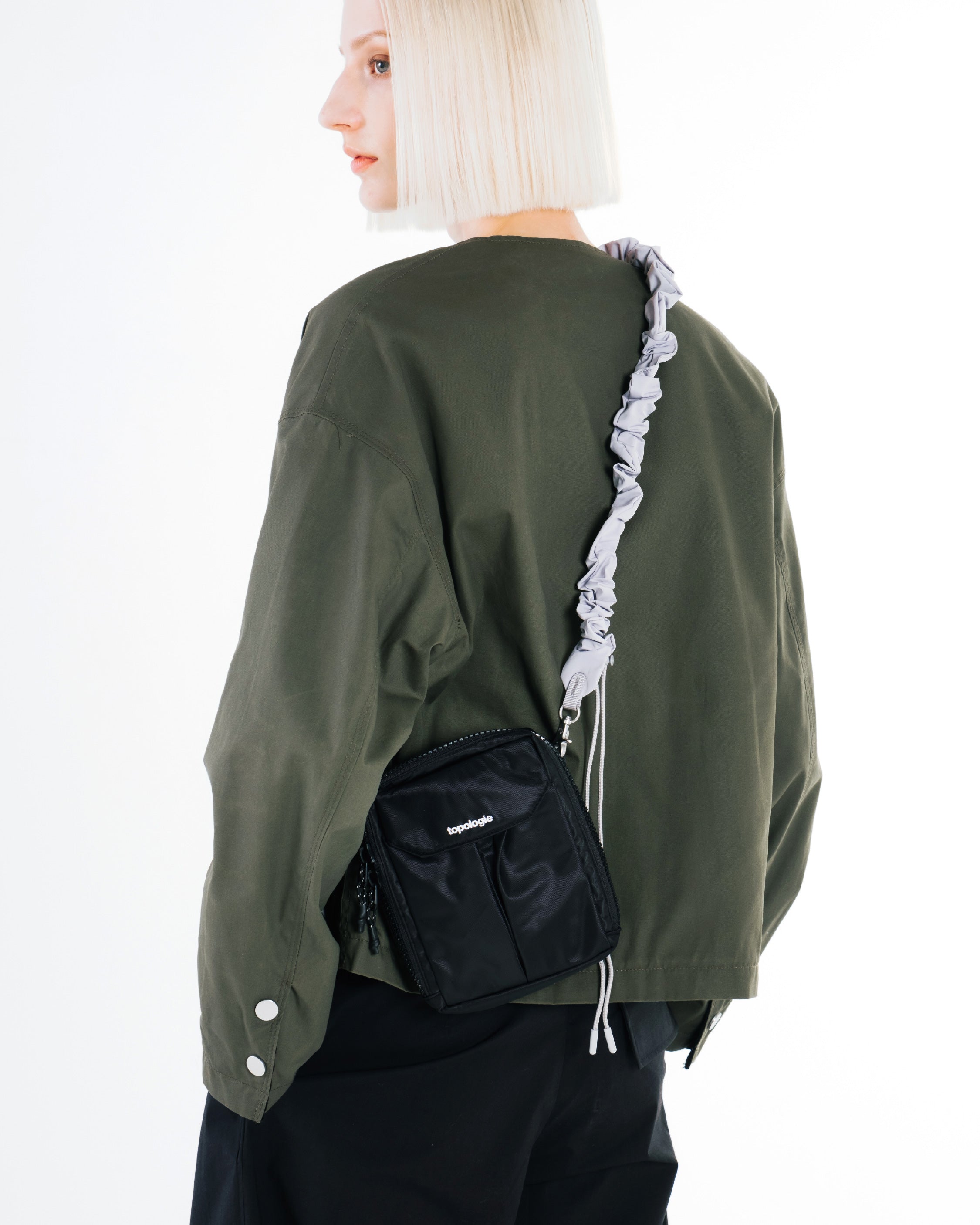 Utility Sacoche ユーティリティ サコッシュ – Topologie (トポロジー)