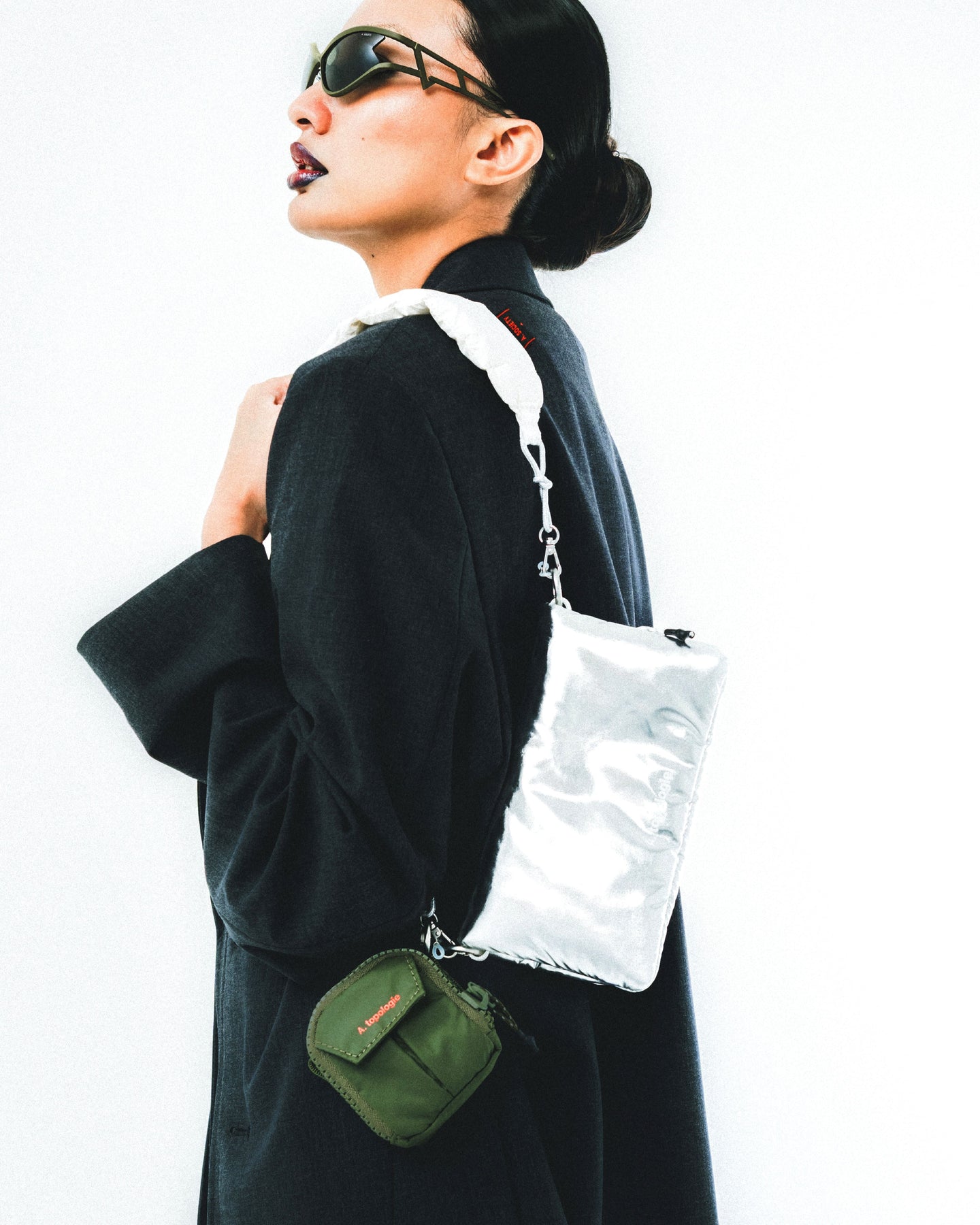 Topologie x A.SOCIETY Mini Utility Sacoche（Topologie x A.SOCIETY ミニ ユーティリティ サコッシュ）