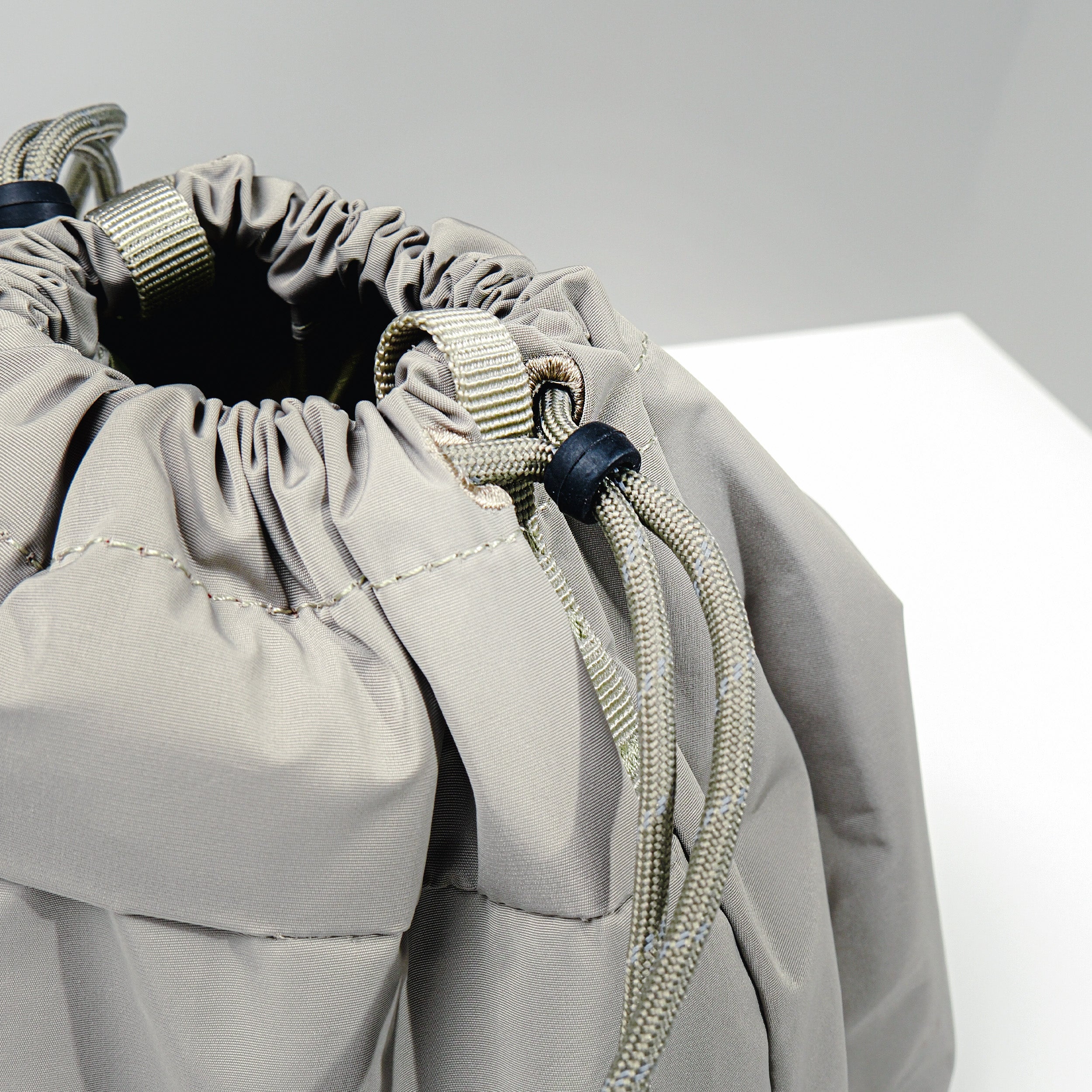 【topologie】Reversible Bucket × Rope Reversible Bucket リバーシブルバケット / Black (Tech Sateen