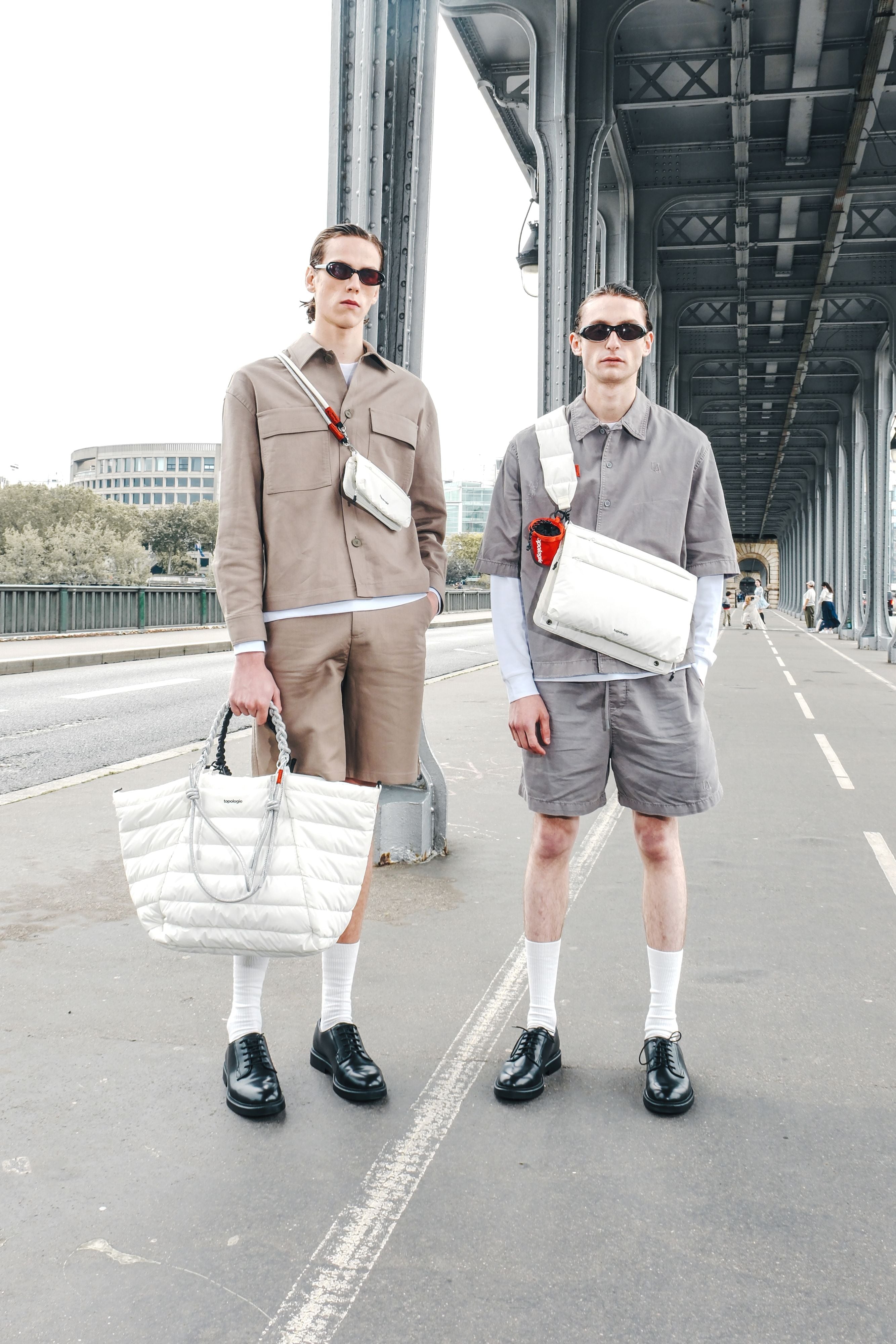 Flat Sacoche Large (フラット サコッシュ ラージ) / Marshmallow