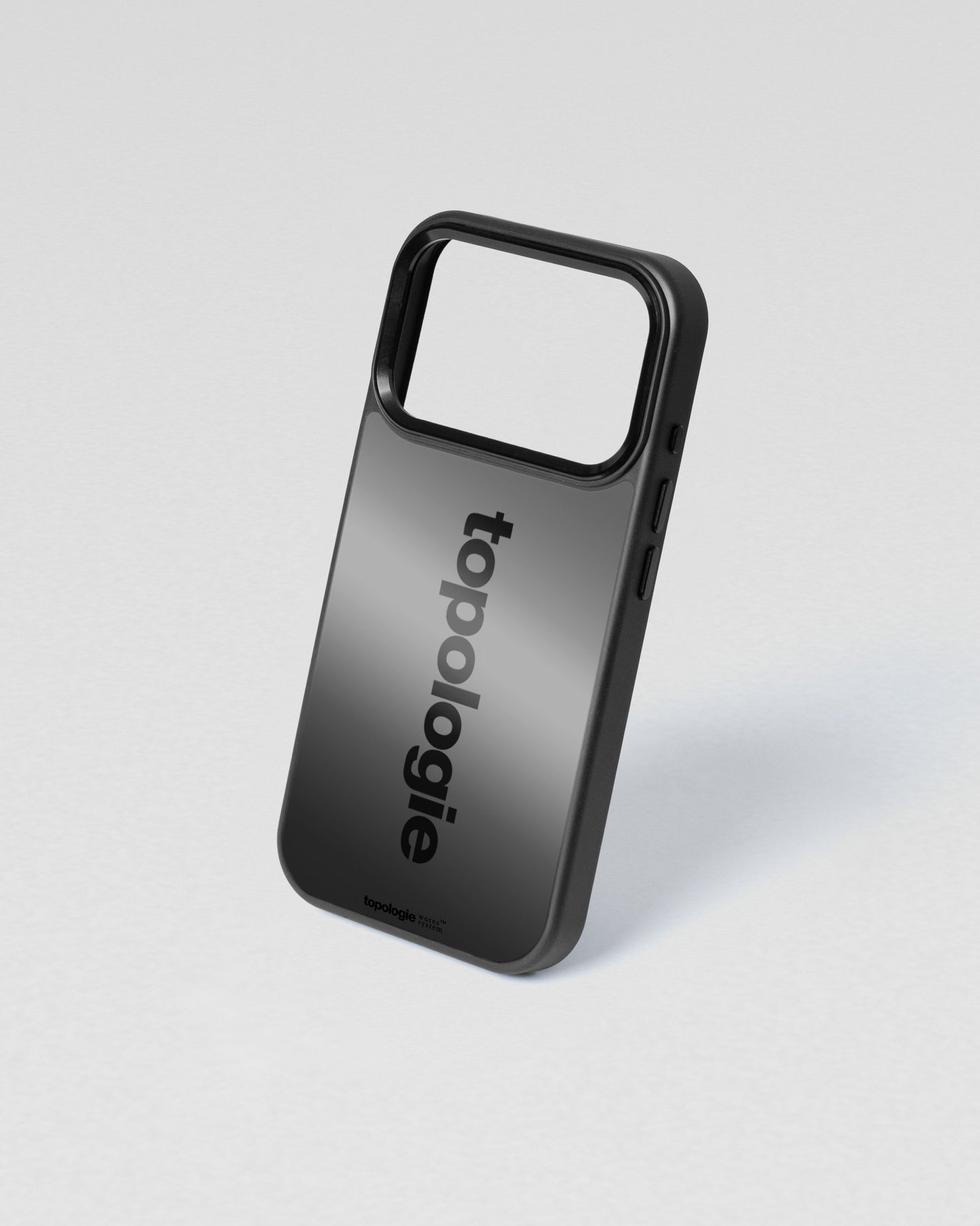 Siurana Phone Case / Black Mirror / iPhone 17 Pro