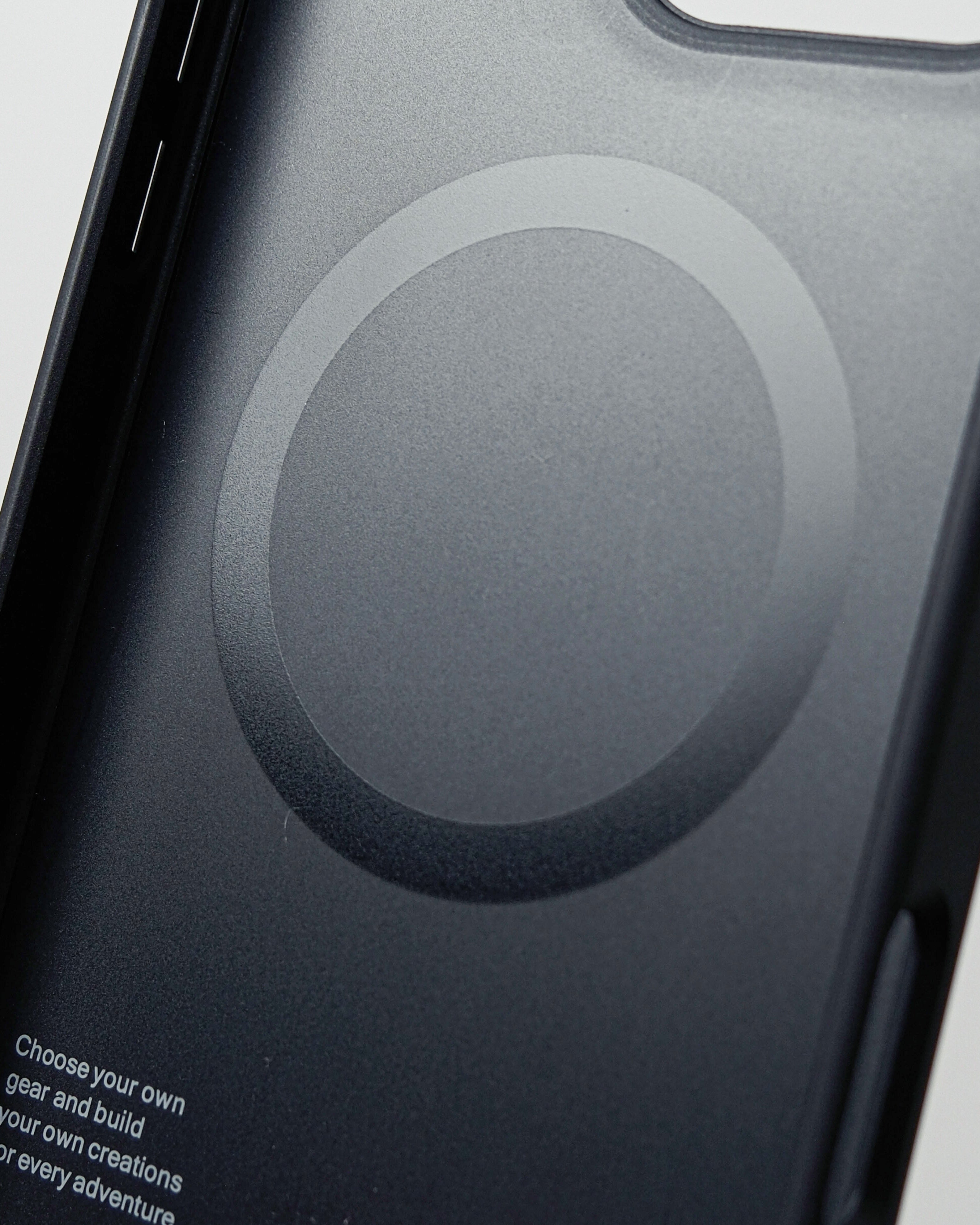 Bump Phone Case / iPhone 16 Pro