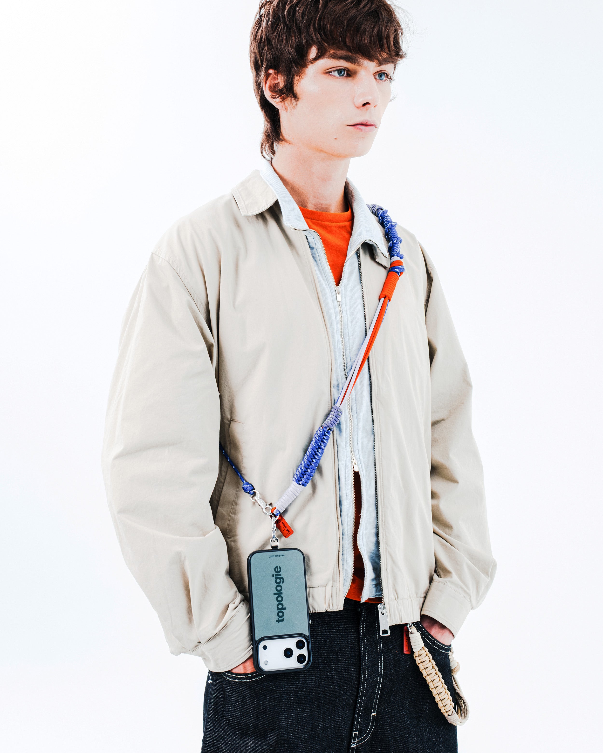 Siurana Phone Case / Mono Dots / White Polka / iPhone Air