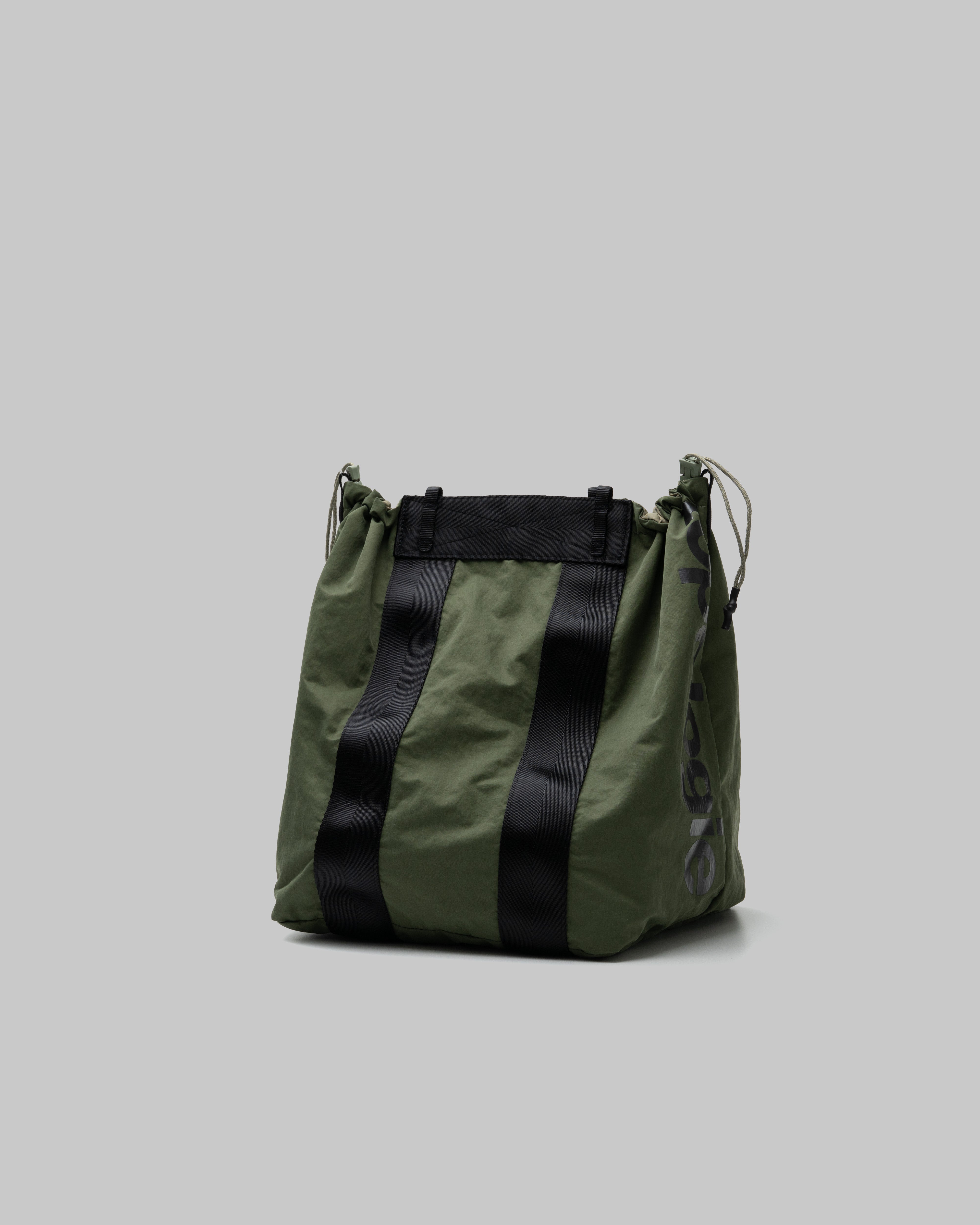 Summit Tote Medium